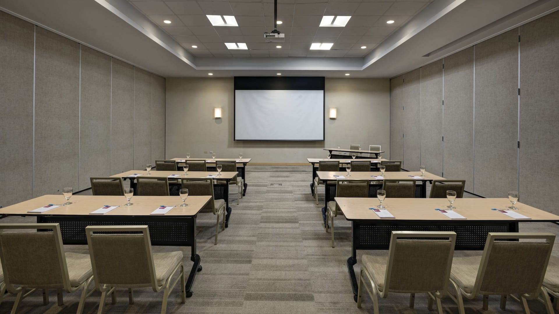 Hyatt Place Managua Meeting Room Classroom