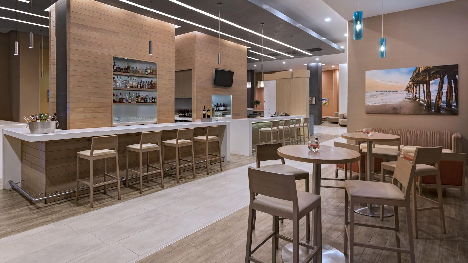Hyatt Place Managua Coffee to Cocktails Bar