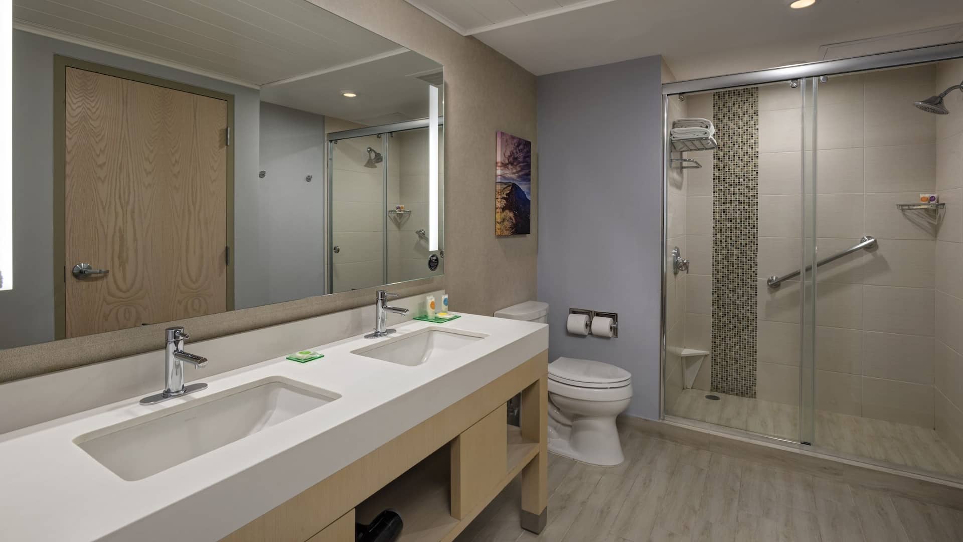 2 of 3 Hyatt Place Managua Suite Bathroom