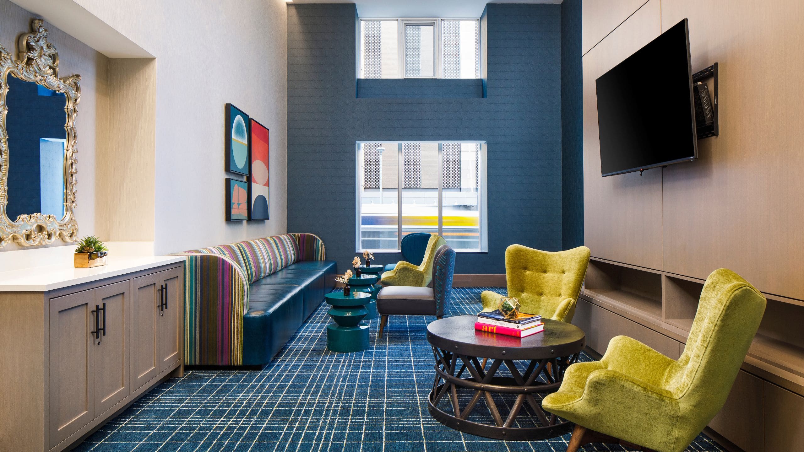 Hyatt Centric Downtown Minneapolis Lounge