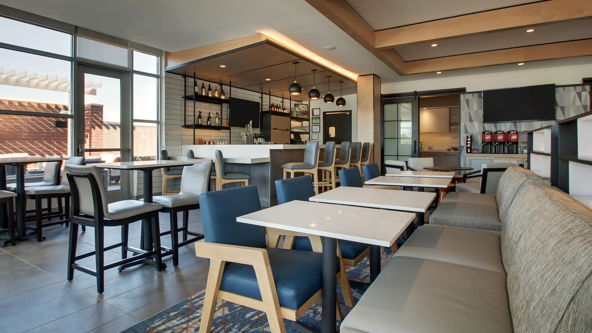 Hyatt House Chicago / Oak Brook Great Room Table