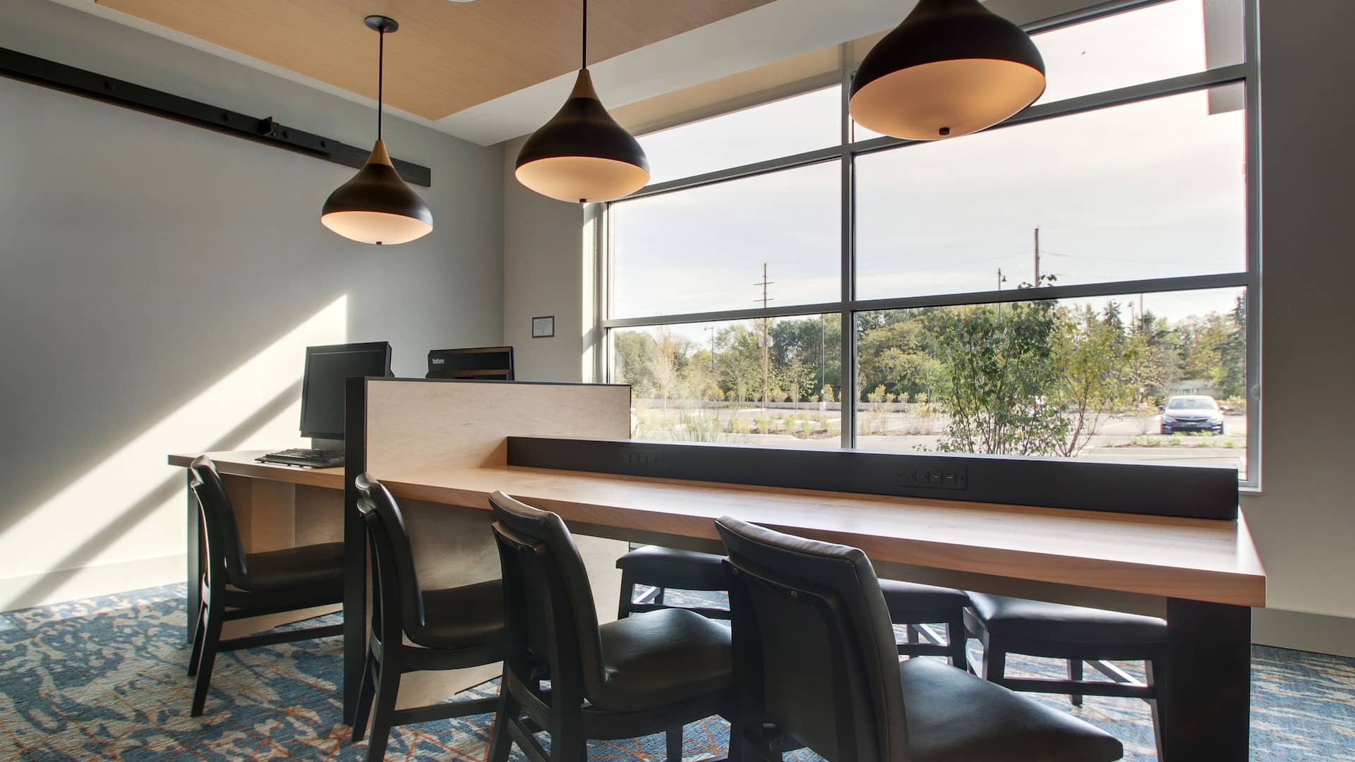 Hyatt House Chicago / Oak Brook Business Center