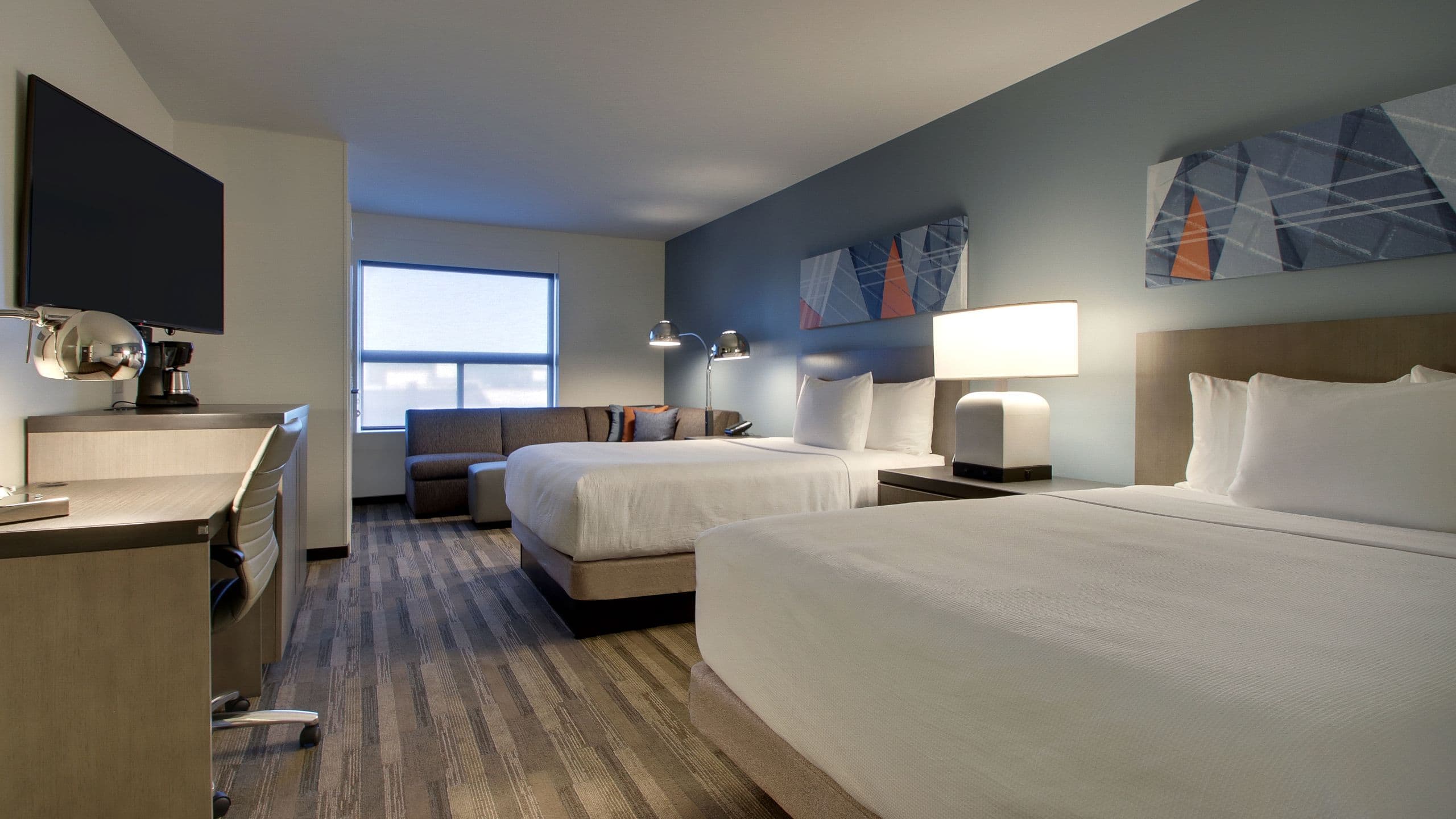 Hyatt House Chicago / Oak Brook Den Guestroom Two Queen Beds