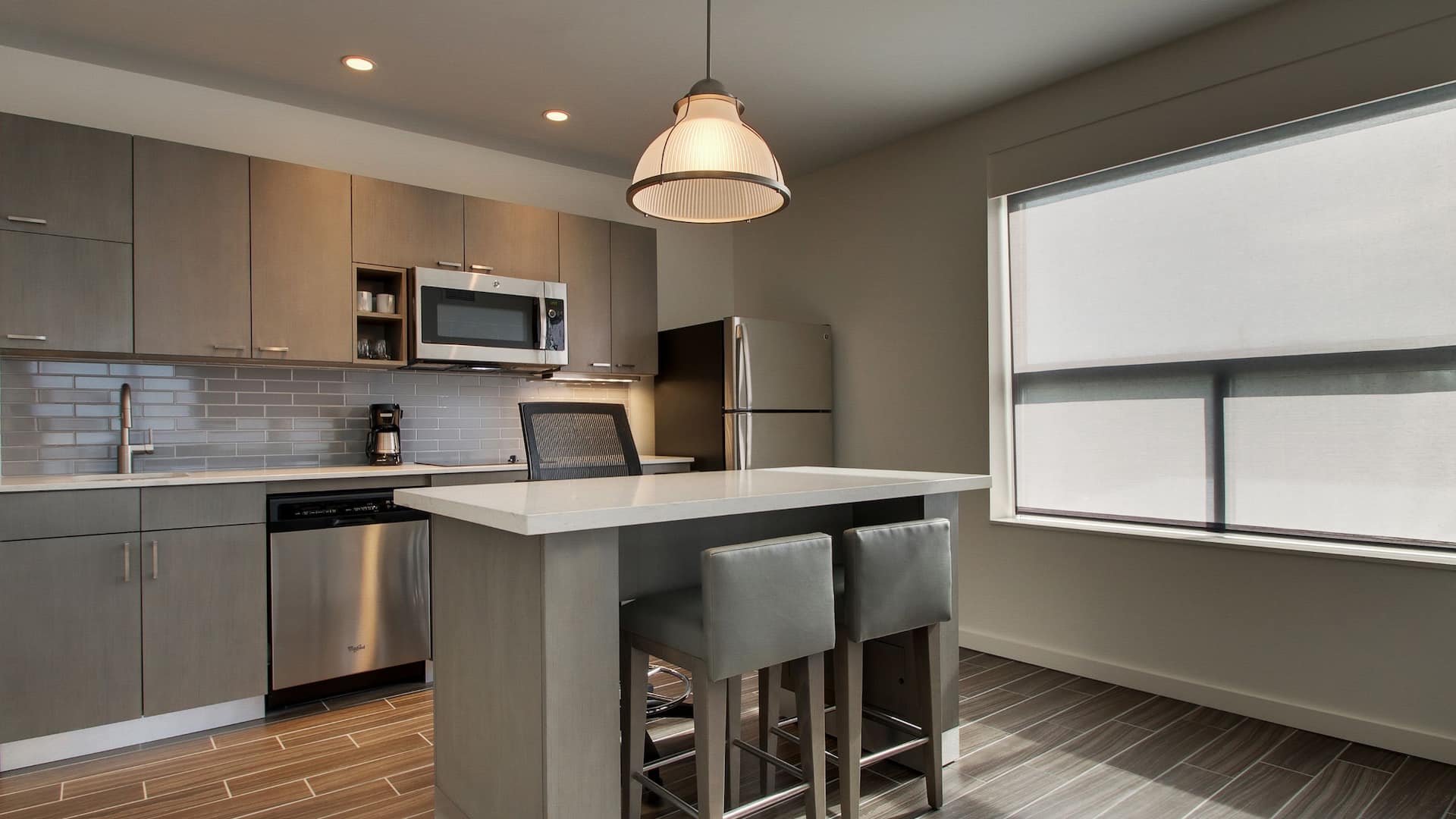 Hyatt House Chicago / Oak Brook One Bedroom Kitchen Suite Kitchen