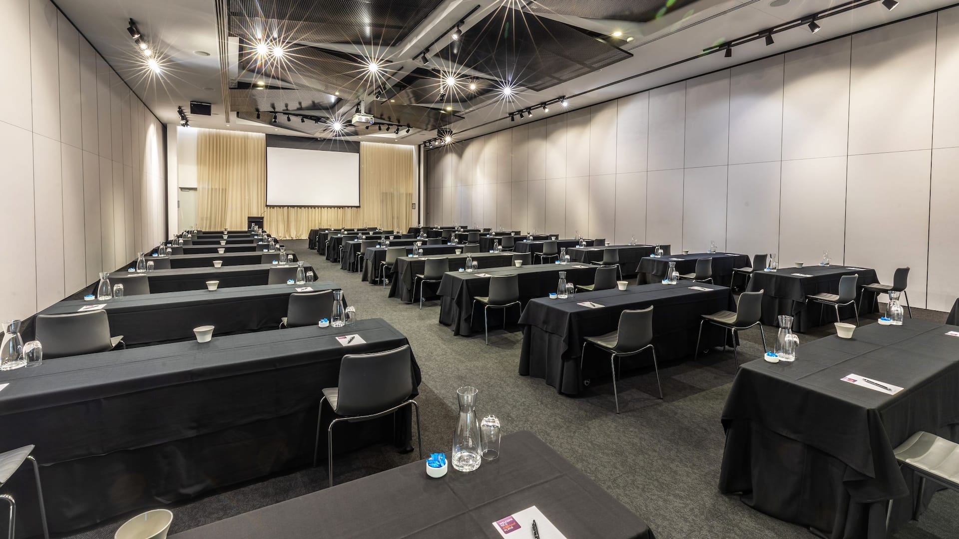 Hyatt Place Melbourne, Essendon Fields Ballroom Social Distance Setup
