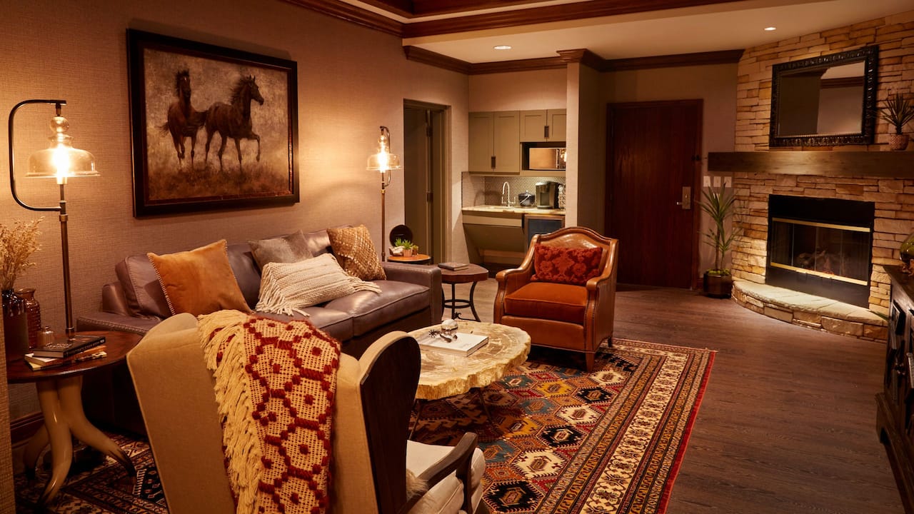 John Wayne Suite Living Room 