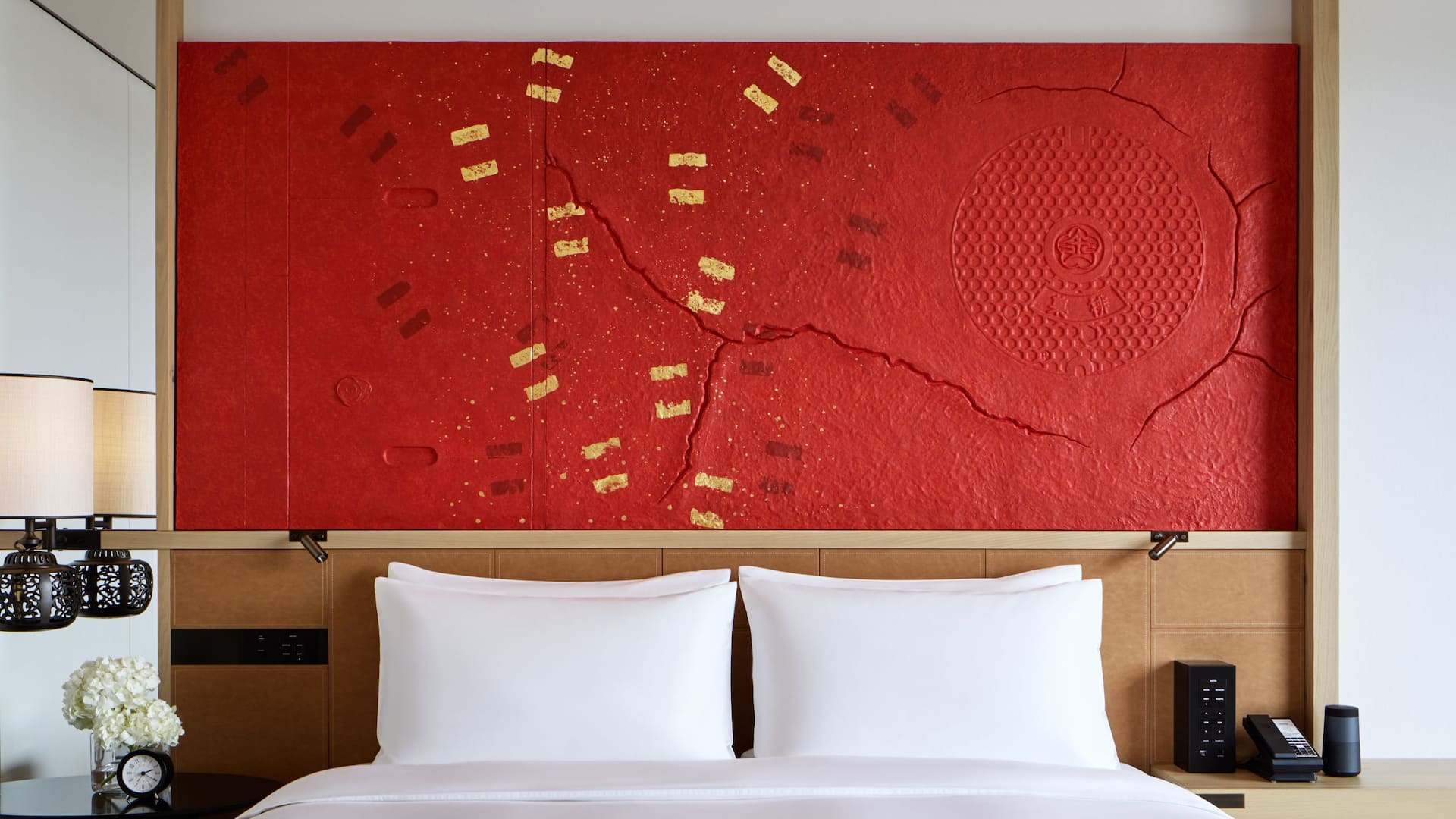 2/6 Hyatt Centric Kanazawa Standard King Red Headboard Flowers