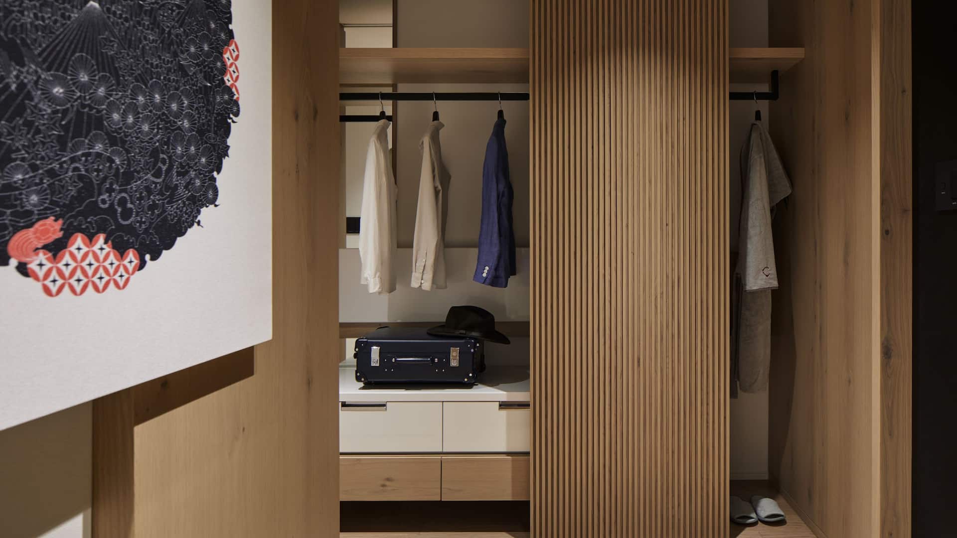 6/8 Hyatt Centric Kanazawa Suite Closet