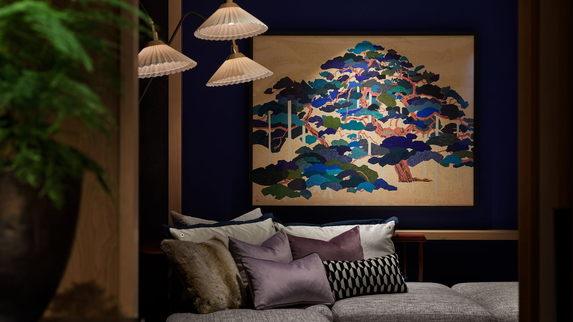 2/8 Hyatt Centric Kanazawa Suite Living Space Night