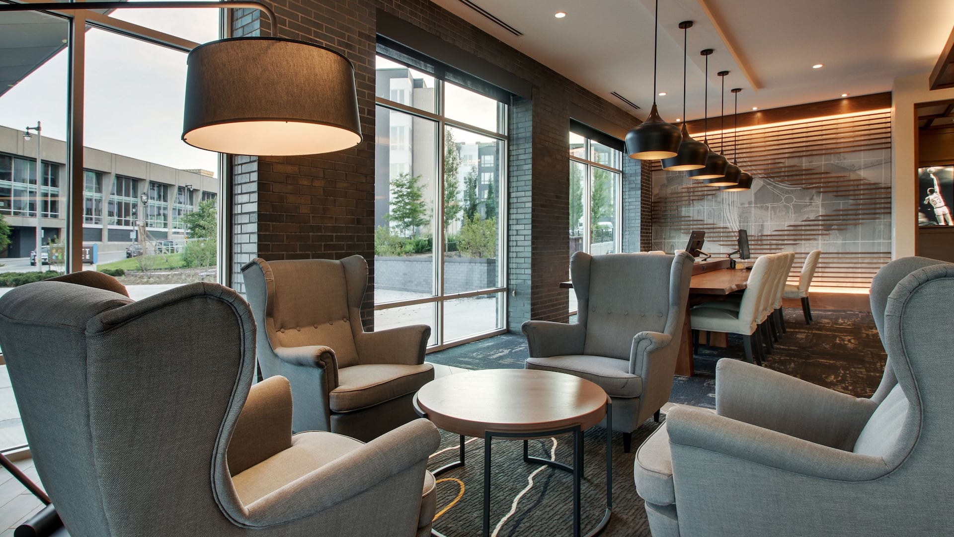 Hyatt Place Milwaukee Downtown Lobby Seatings