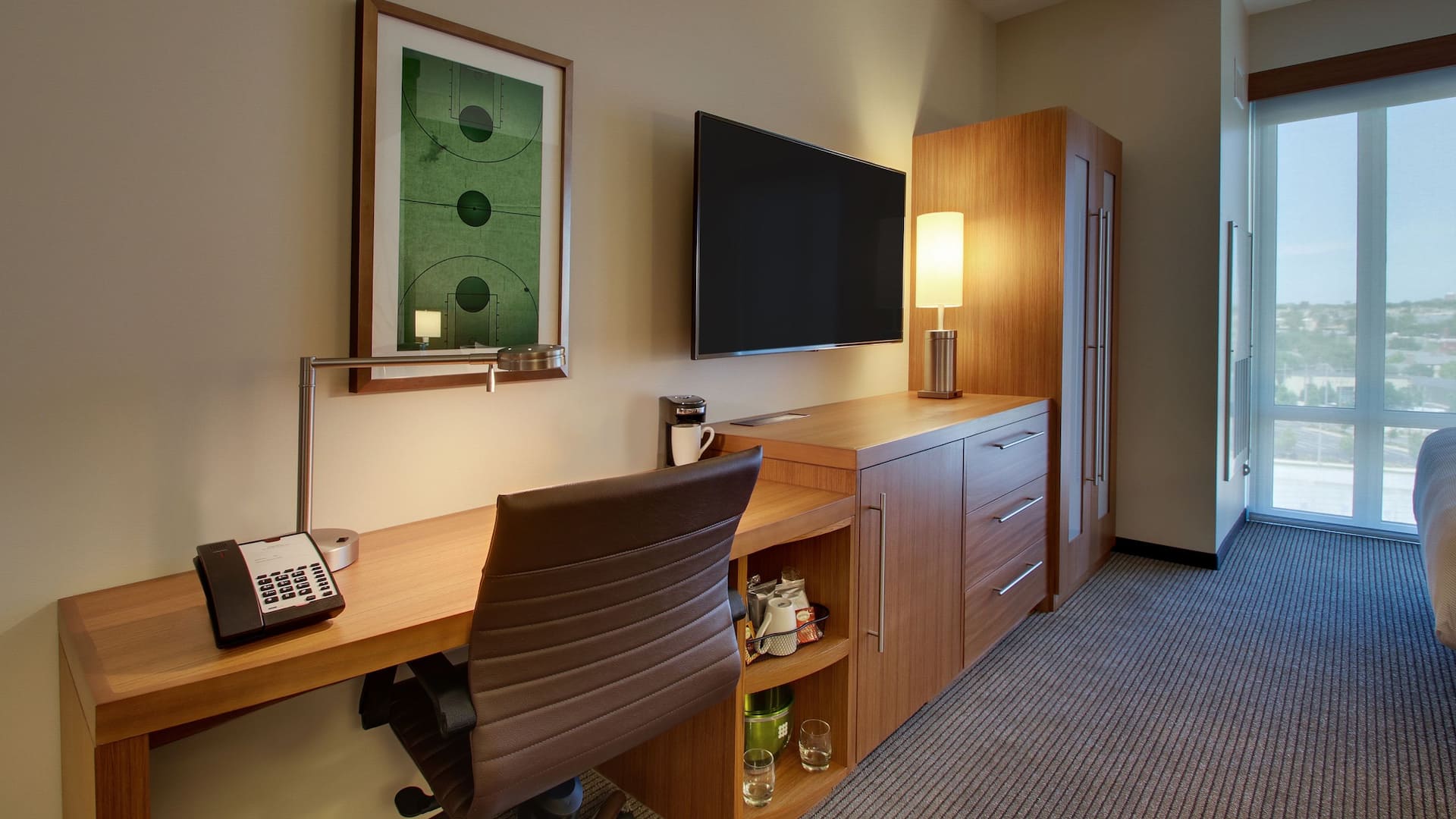 Hyatt Place Milwaukee Downtown Desk