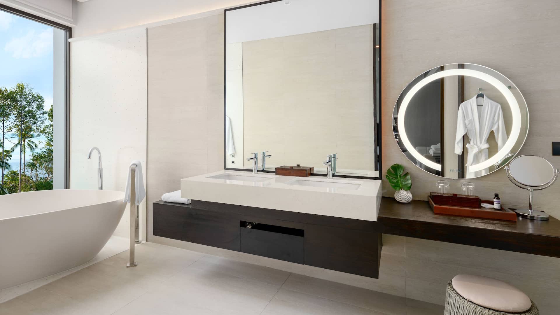 4 of 9 Hyatt Regency Koh Samui Regency Suite Bathroom Vanity