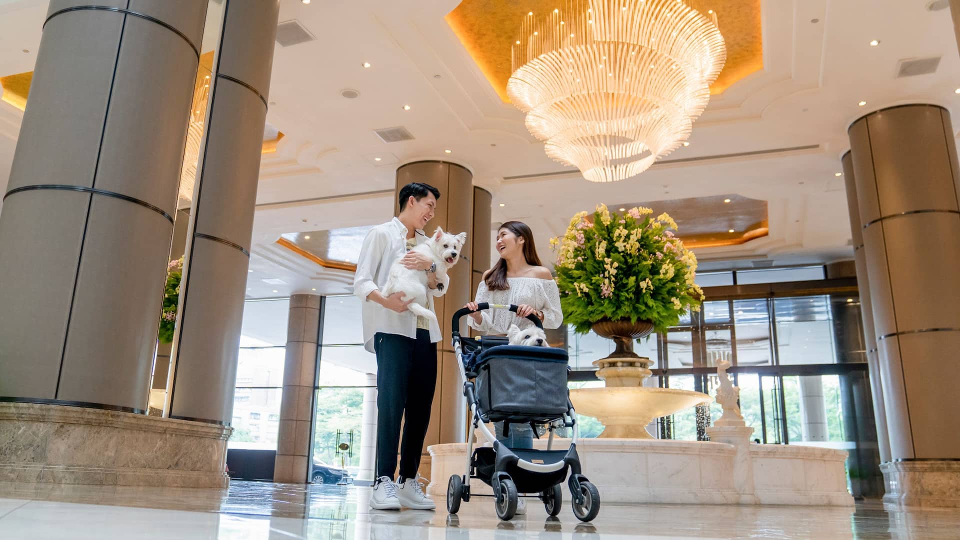 Grand Hyatt Taipei Pet Friendly Room Lobby Fountain