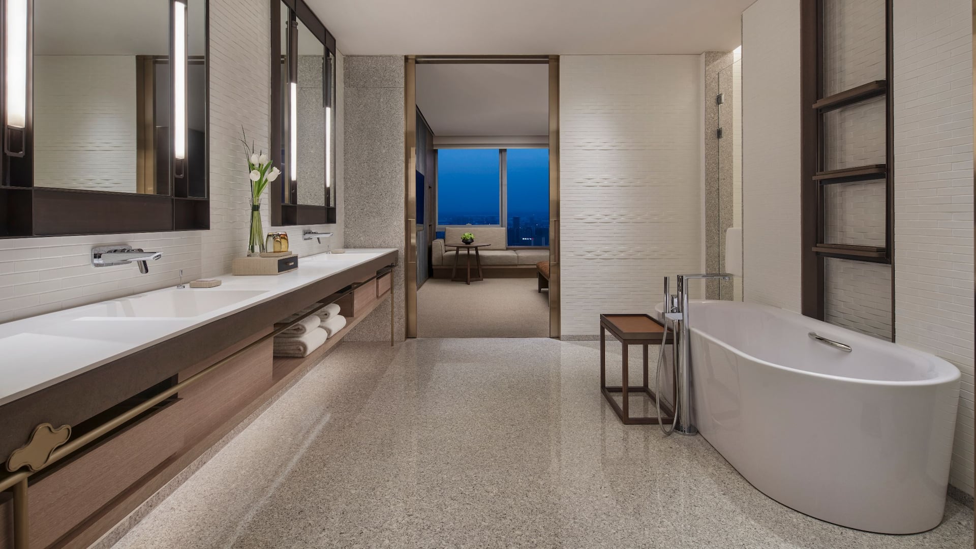3 of 3 Grand Hyatt Hefei Grand Executive Suite Bathroom