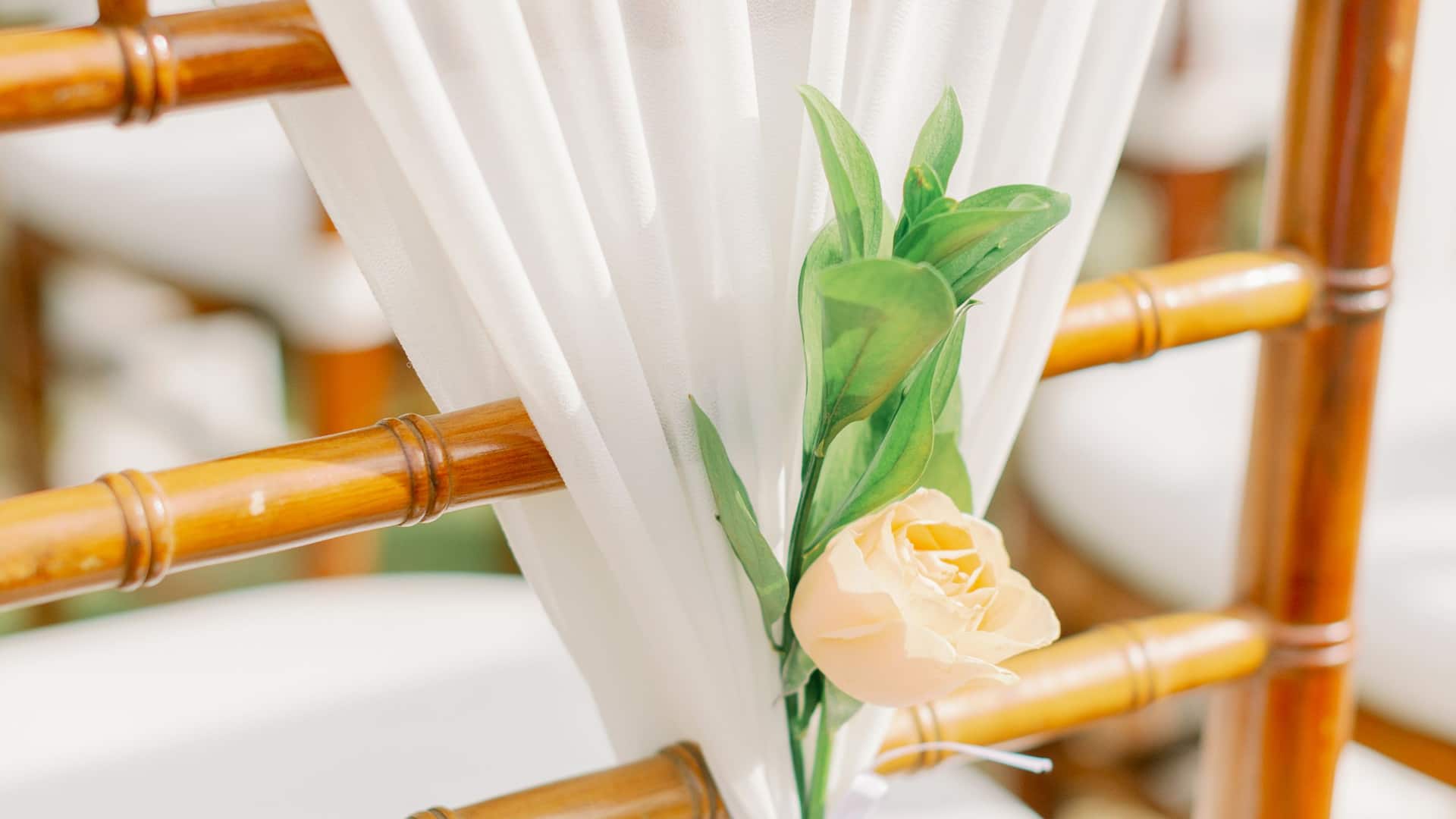 2/3 Hyatt Regency Bali Cameo Wedding Ornament