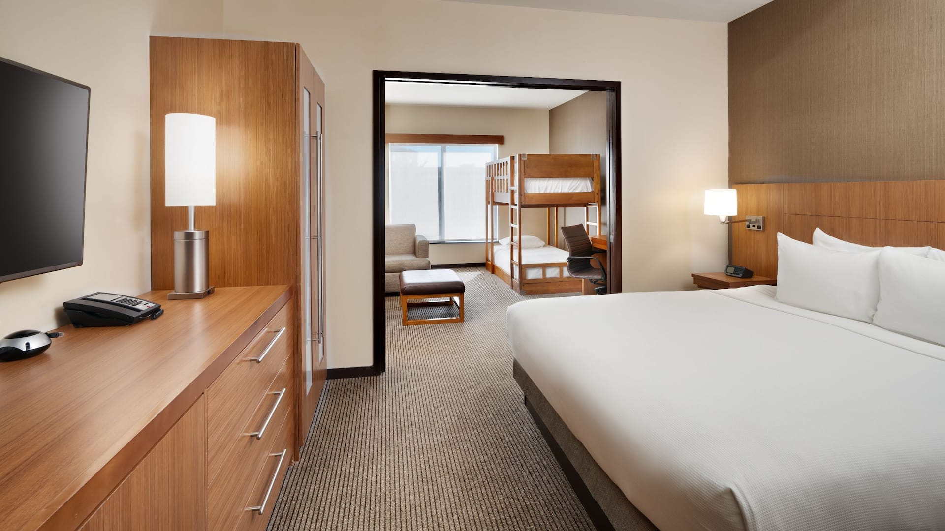 Hyatt Place King Suite