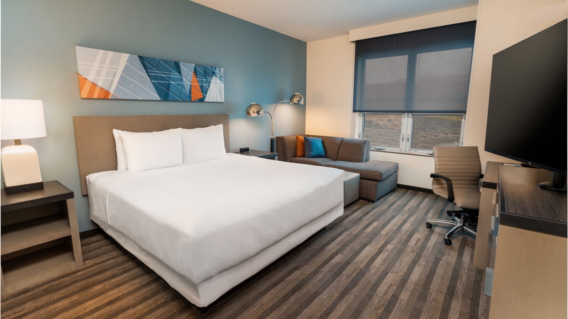 Hyatt House Nashville / Franklin - Cool Springs Den King