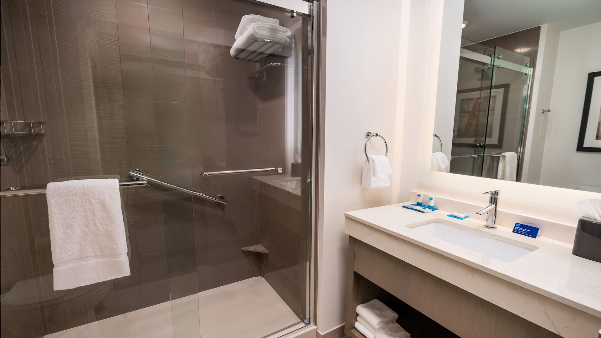 3 of 3 Hyatt House Nashville / Franklin - Cool Springs One Bedroom King Kitchen Suite Walk In Shower