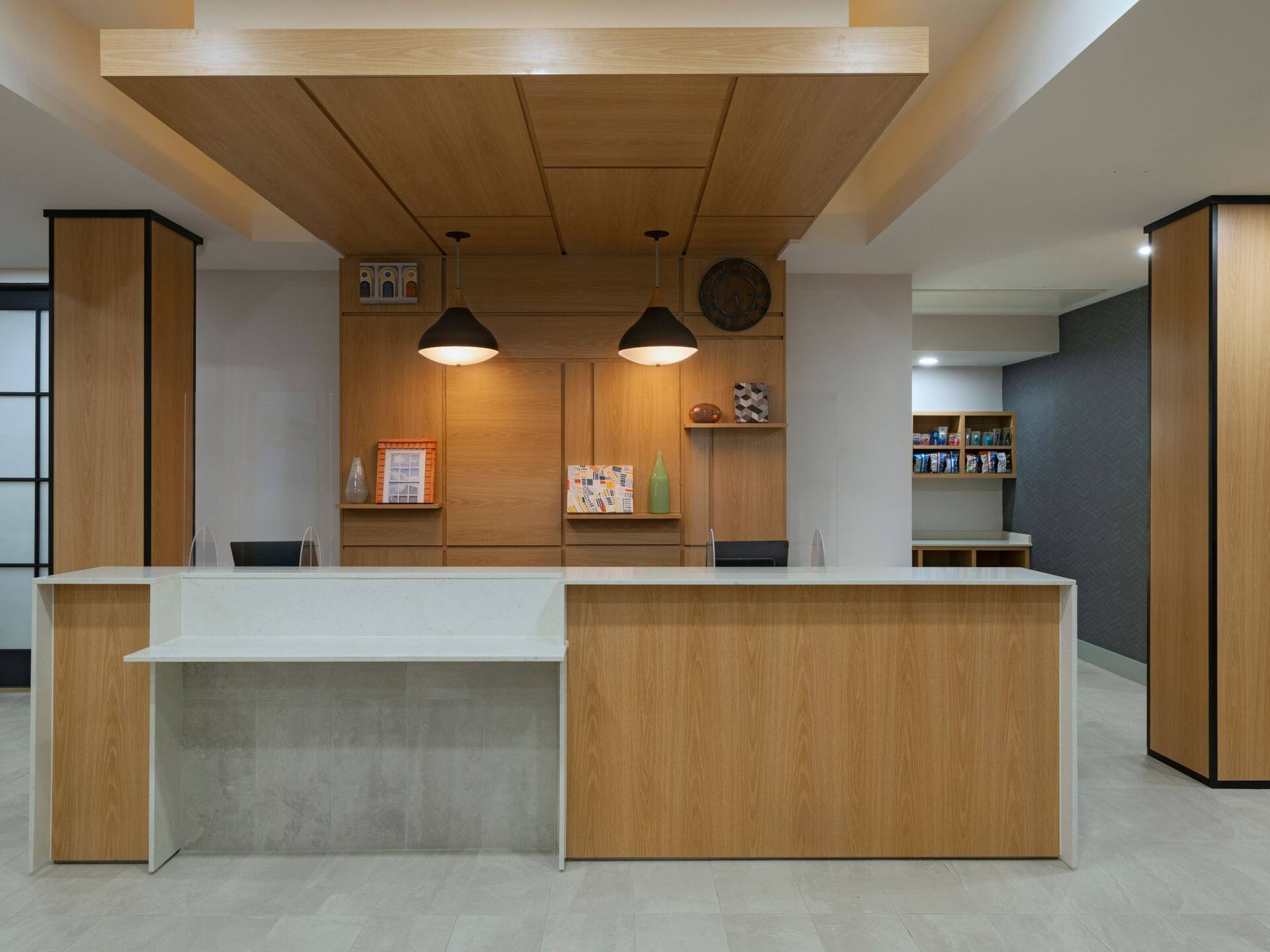 Hyatt House Carlsbad Front Desk