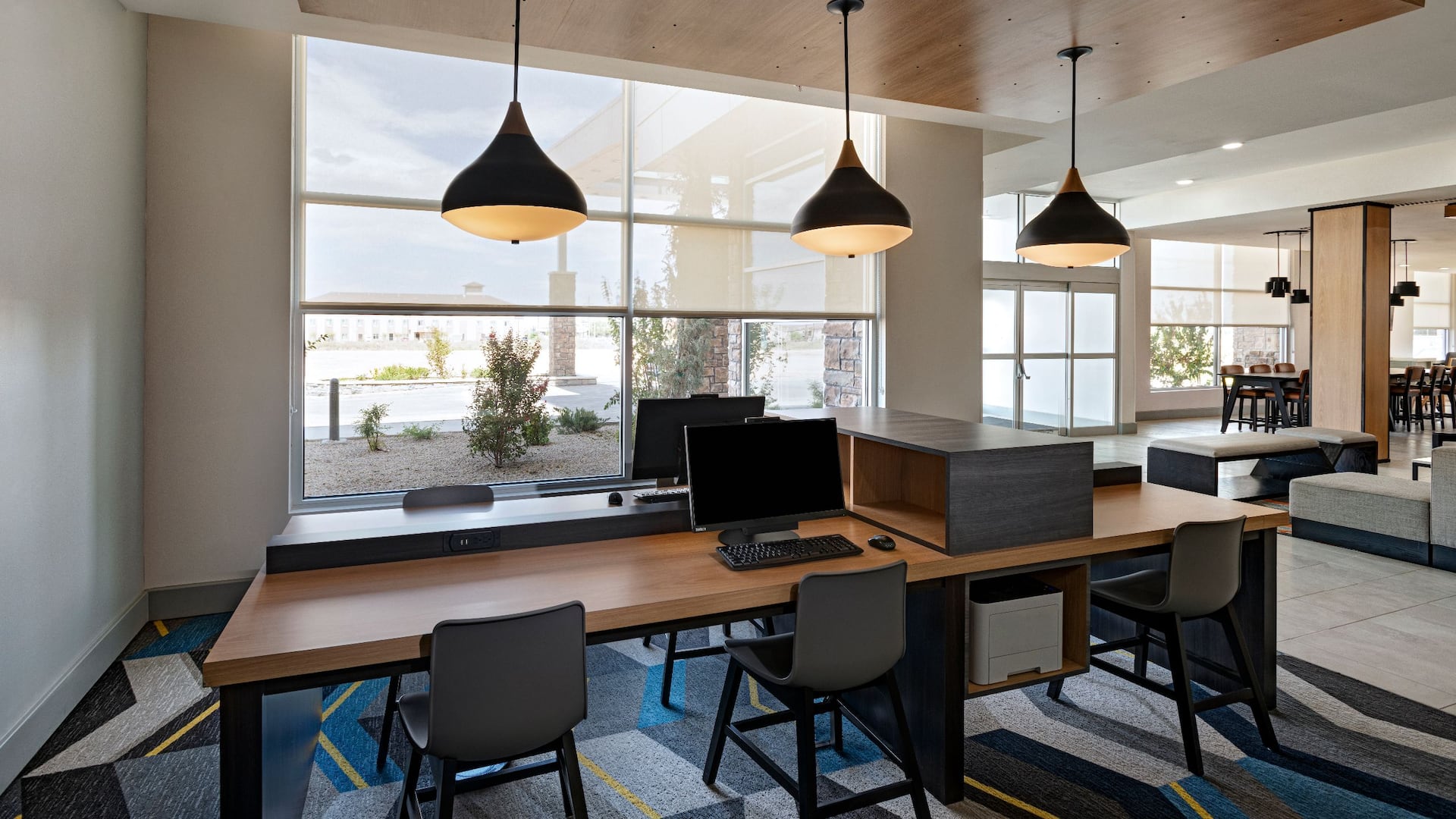 Hyatt House Carlsbad Business Center