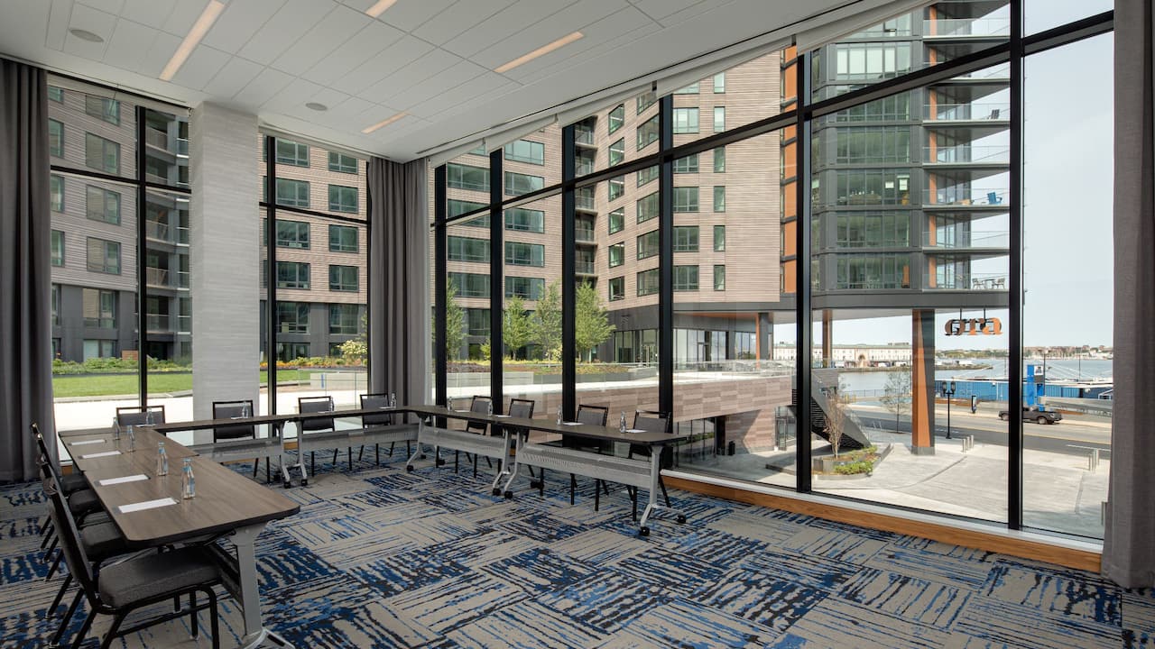 Hyatt Place Boston / Seaport District Meetings with a View of Boston Harbor in Seaport District MA