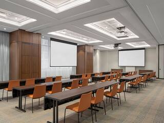 Hyatt Centric Center City Philadelphia The Alexander Schoolroom