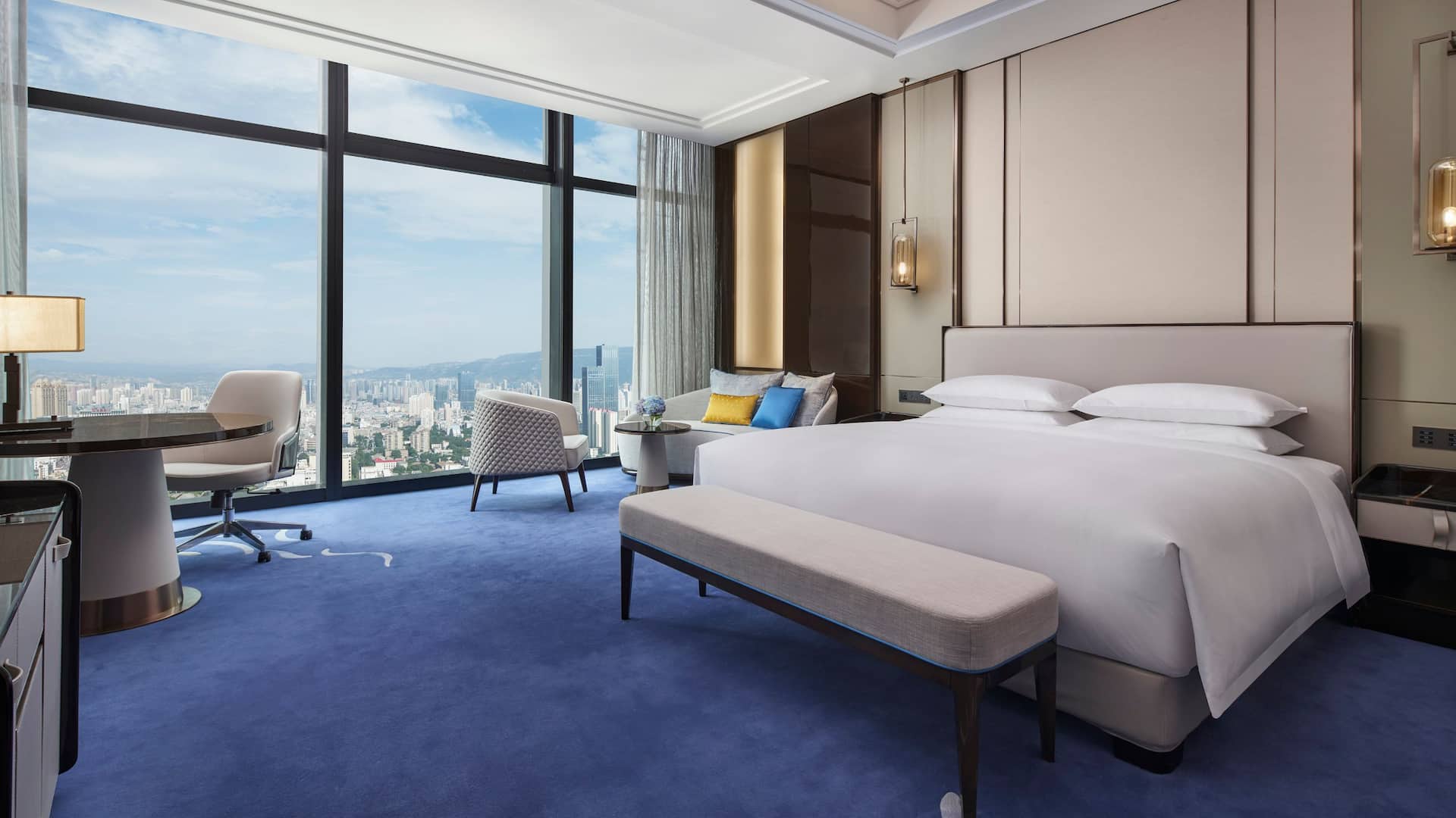 1 von 1 Hyatt Regency Lanzhou Deluxe King Guestroom