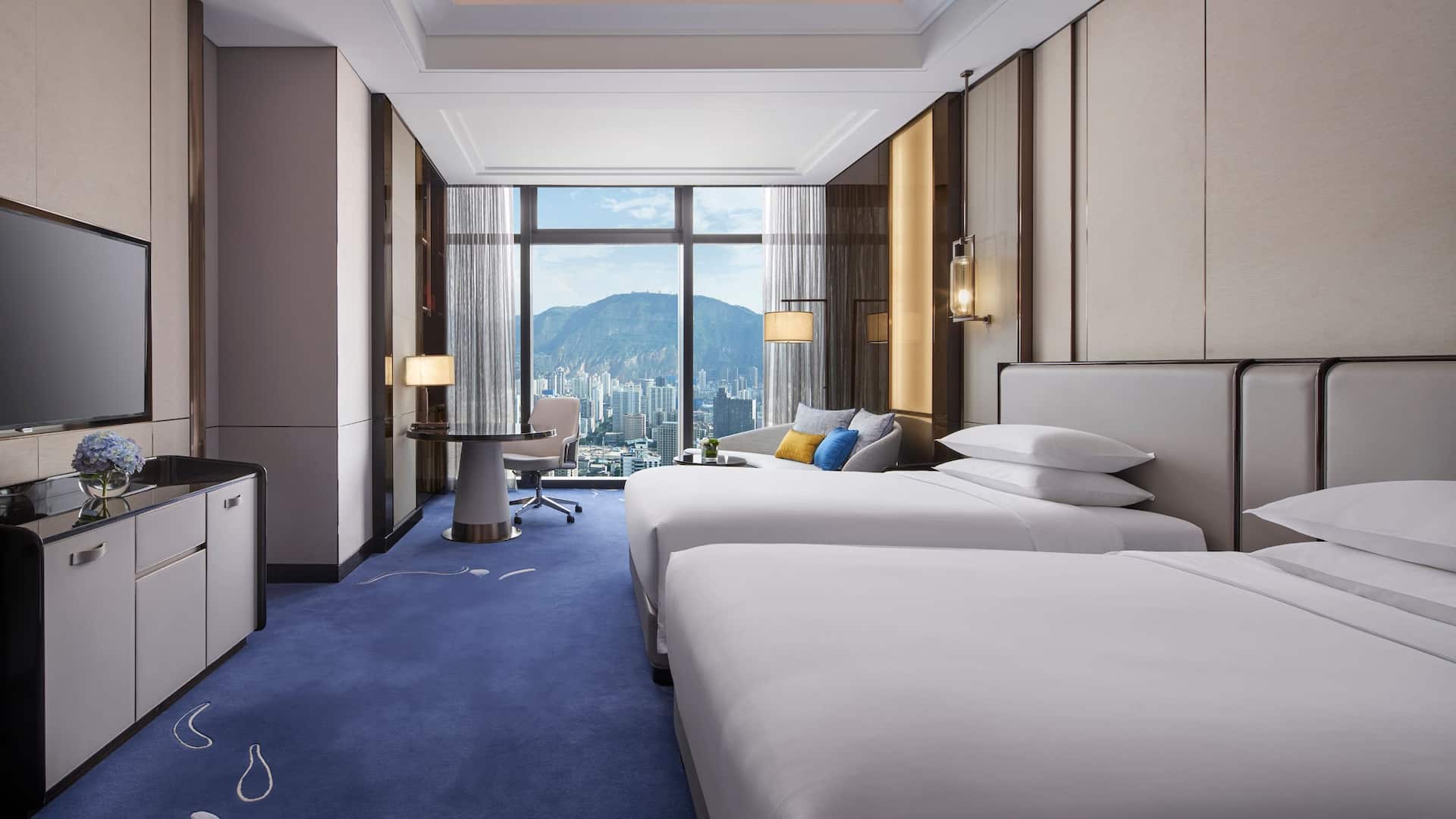 1 von 1 Hyatt Regency Lanzhou River View Twin Guestroom