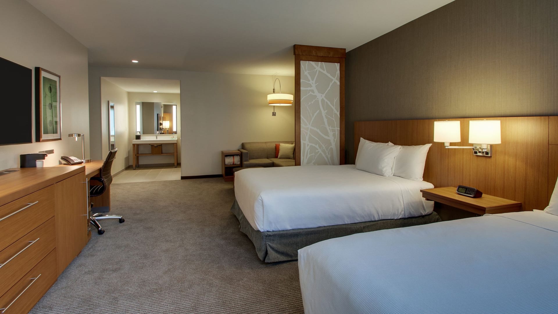 Hyatt Place Milwaukee Downtown Accessible Two Queen Guestroom