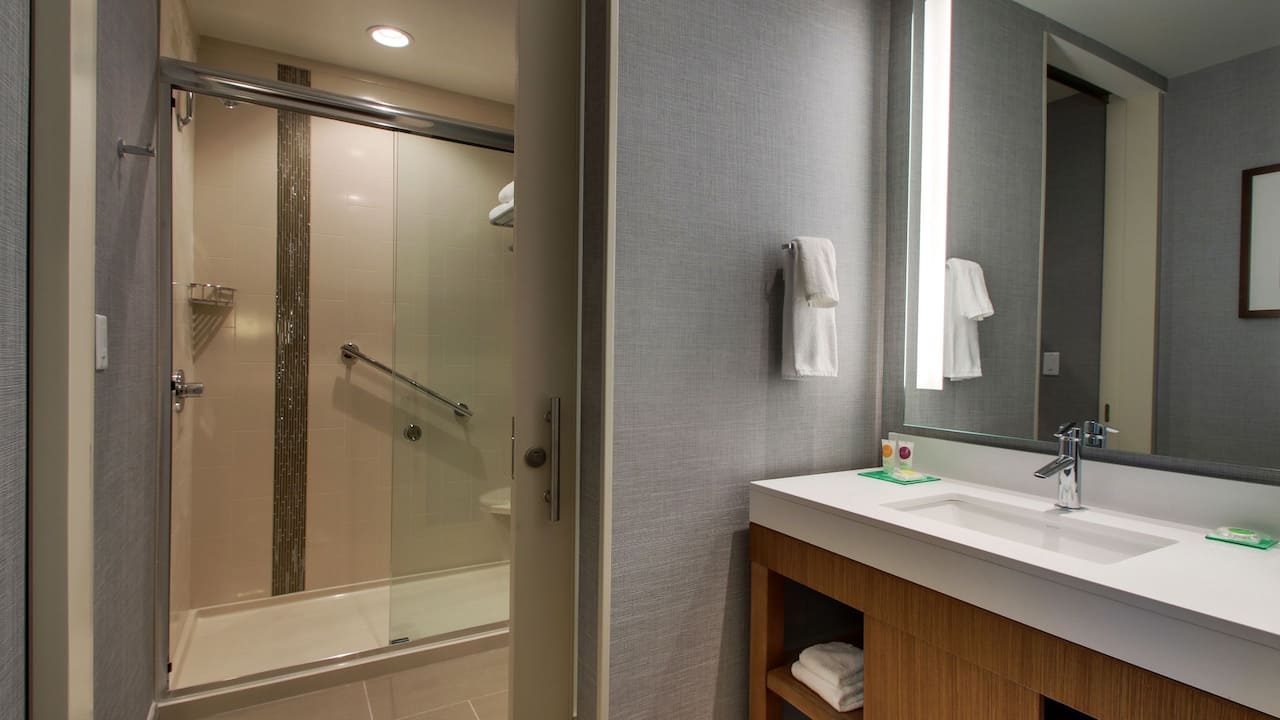 High Floor Bathroom