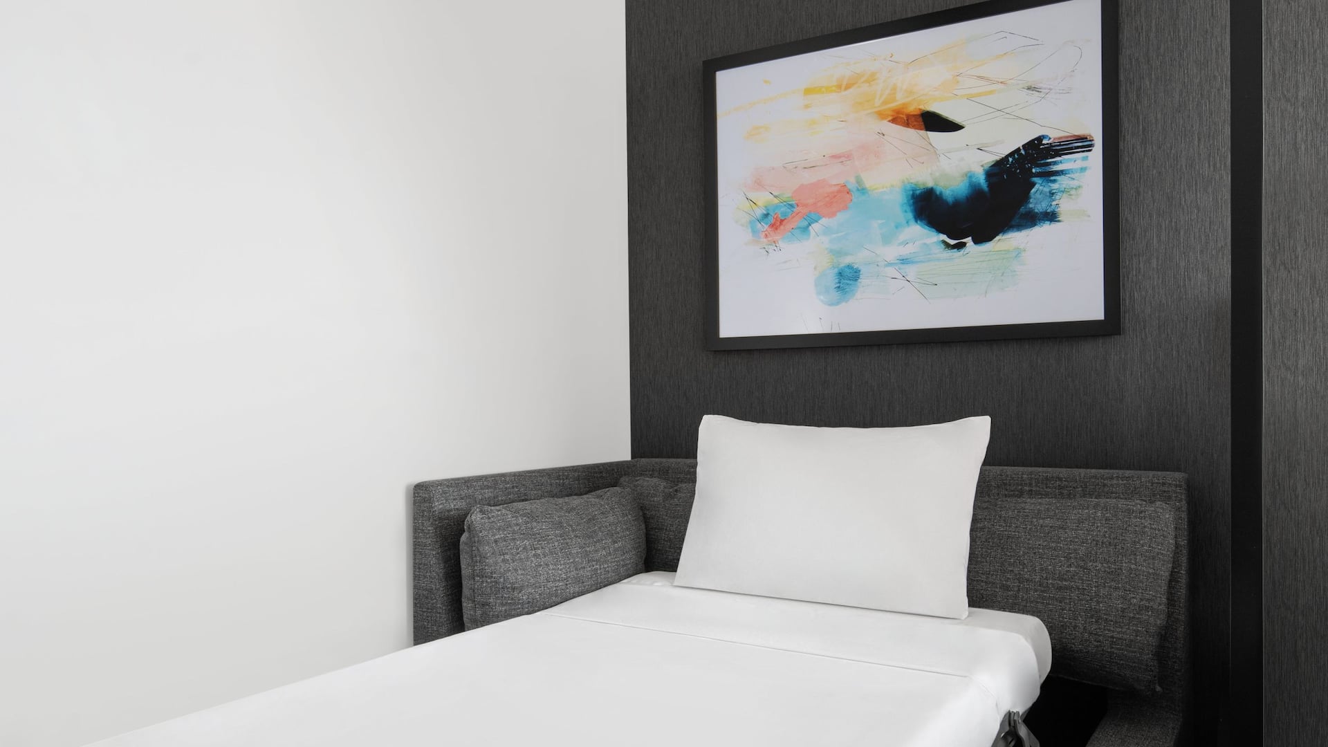 Hyatt Place Atlanta / Perimeter Center Pull Out Sofa