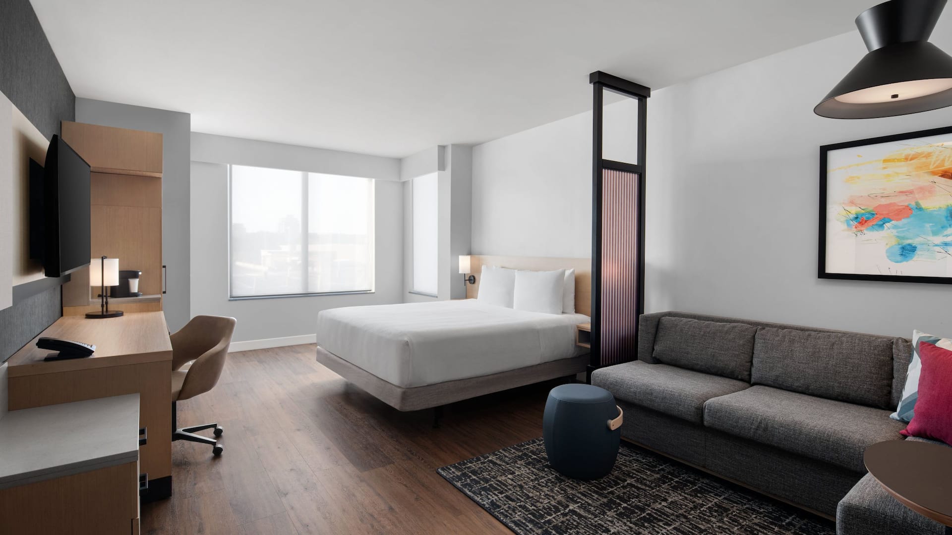 Hyatt Place Atlanta / Perimeter Center Extended King Room