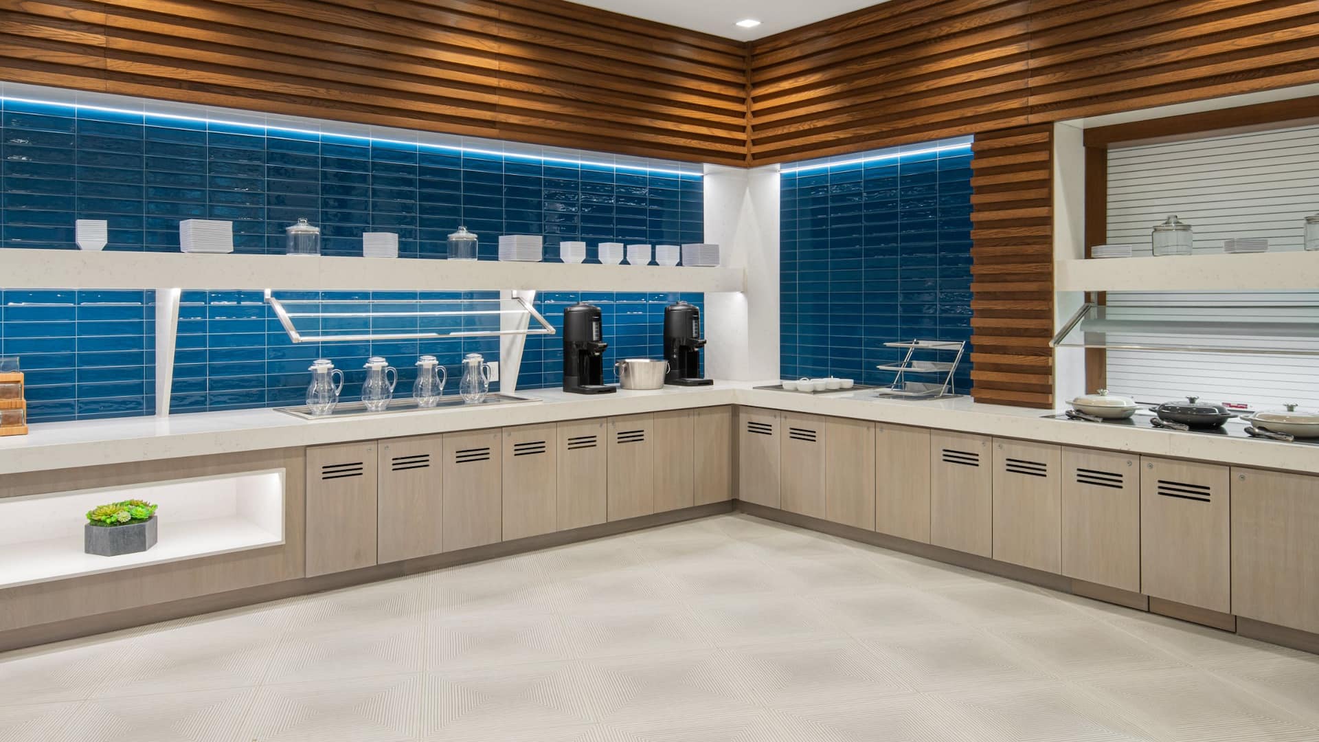 Hyatt Place Atlanta / Perimeter Center Breakfast Buffet