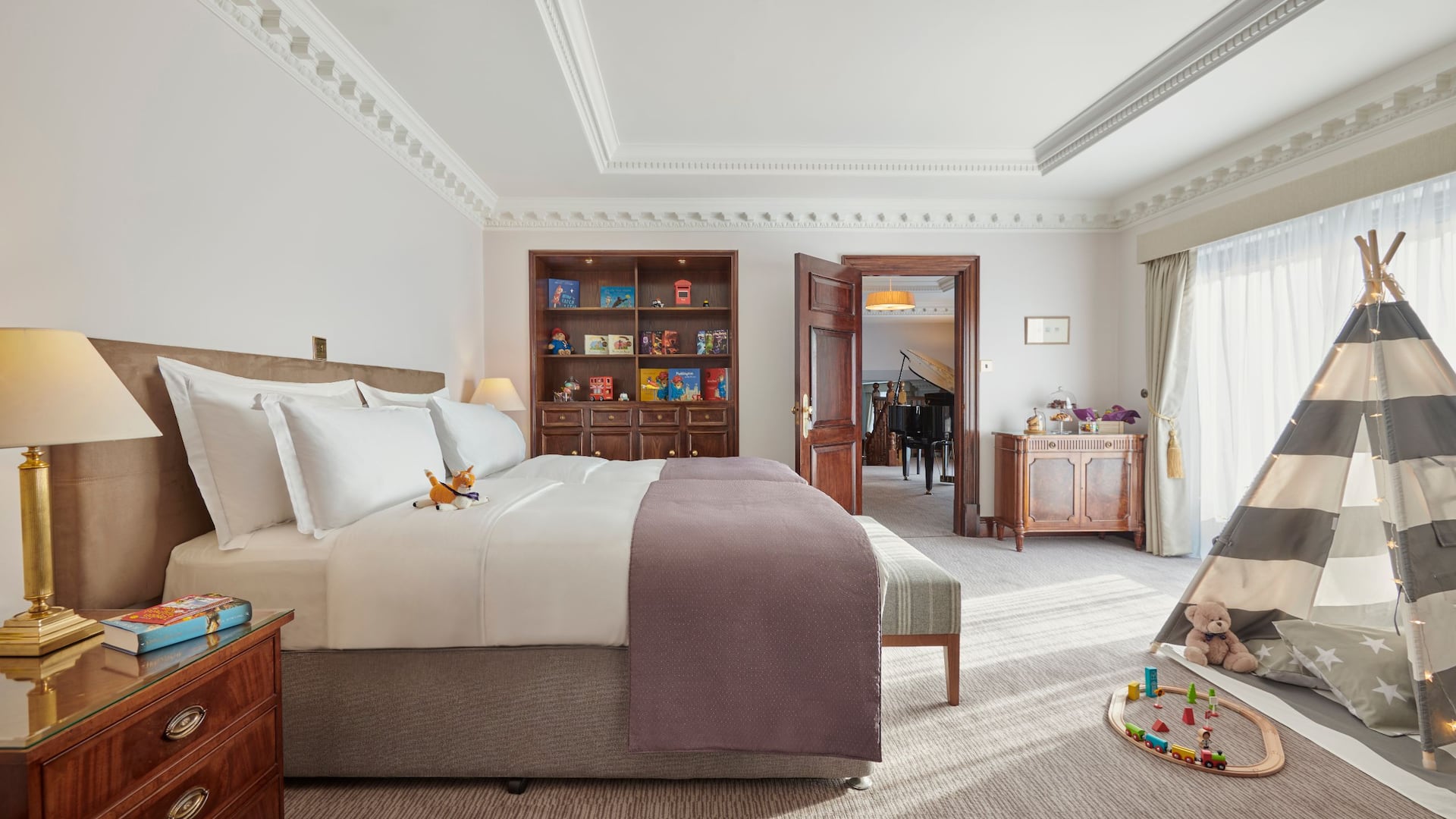8 of 12 Hyatt Regency London - The Churchill Churchill Residential Suite Kids Room