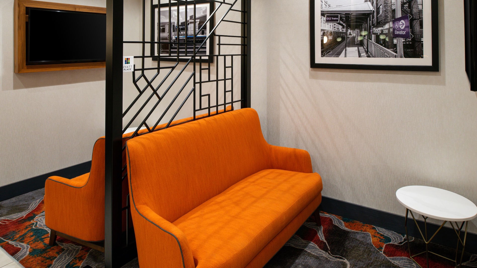 Hyatt Place Chicago / Wicker Park Lobby