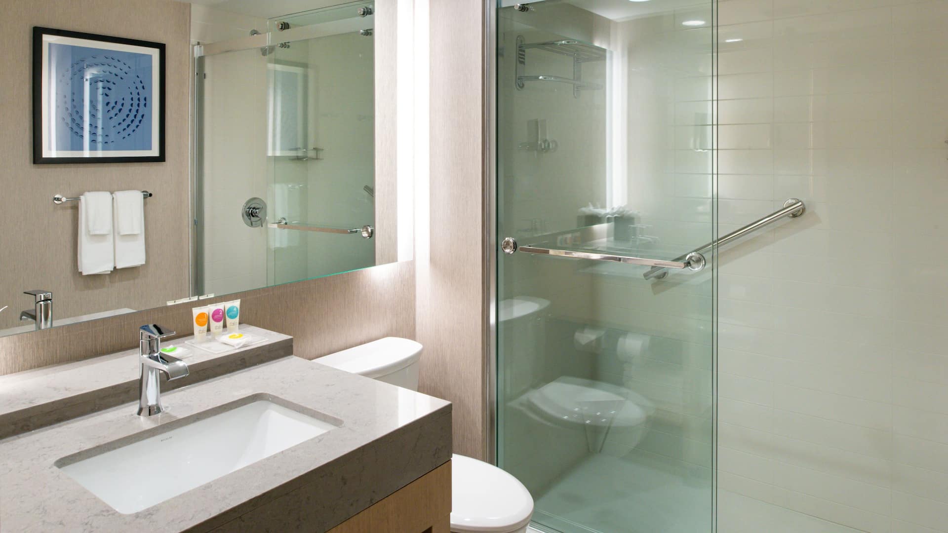 3 of 3 Hyatt Place Chicago / Wicker Park Bathroom Shower