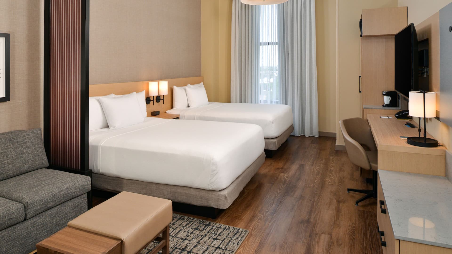 Hyatt Place Chicago / Wicker Park Two Queen High Ceilings