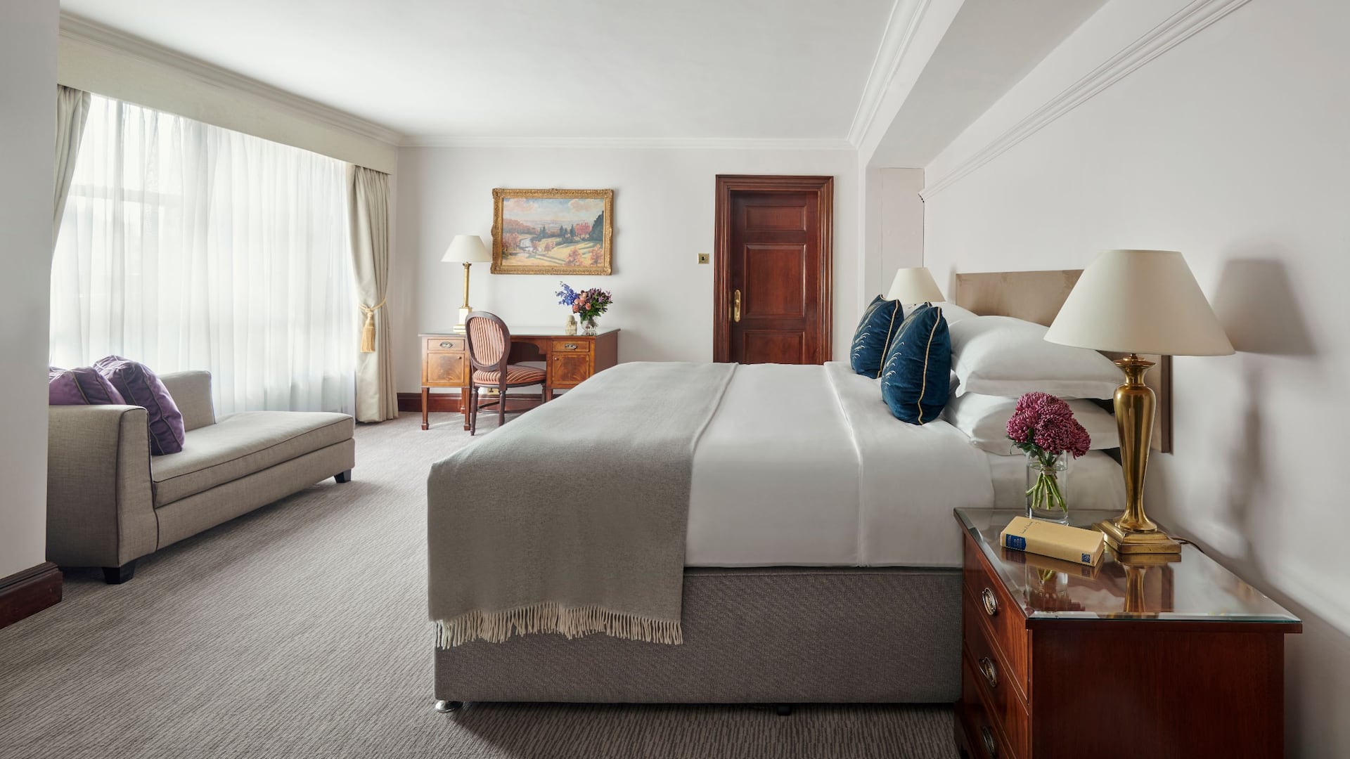 11 of 12 Hyatt Regency London - The Churchill Churchill Residential Suite Bedroom