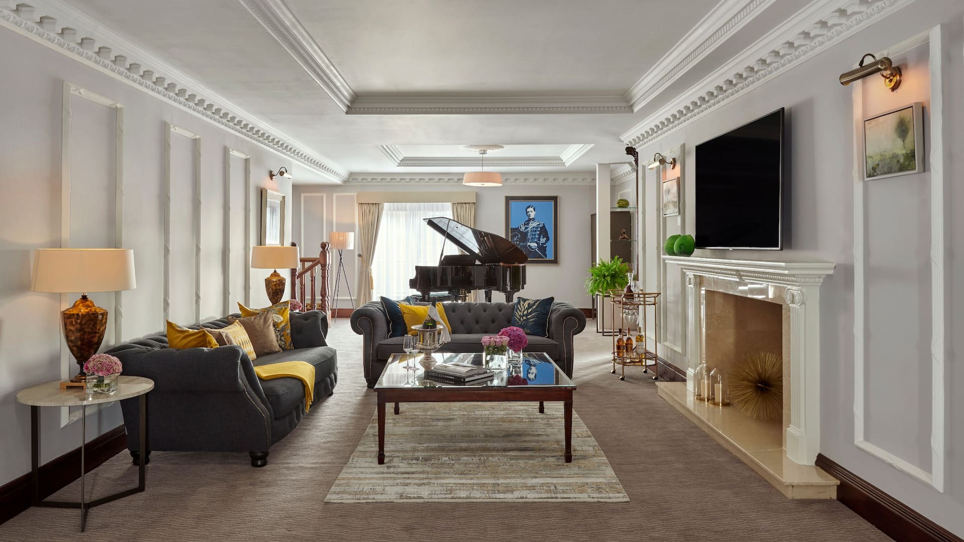 Hyatt Regency London - The Churchill Churchill Residential Suite Living Room
