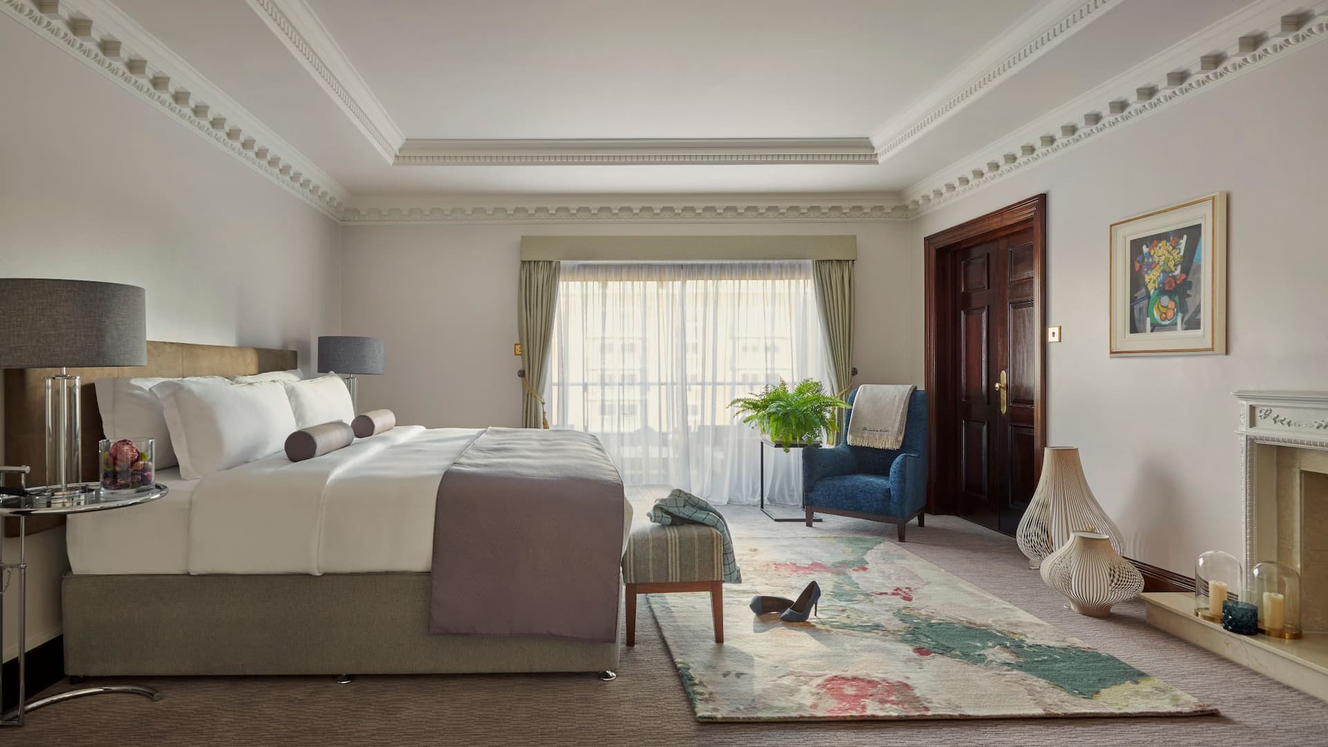 Hyatt Regency London - The Churchill Master Bedroom