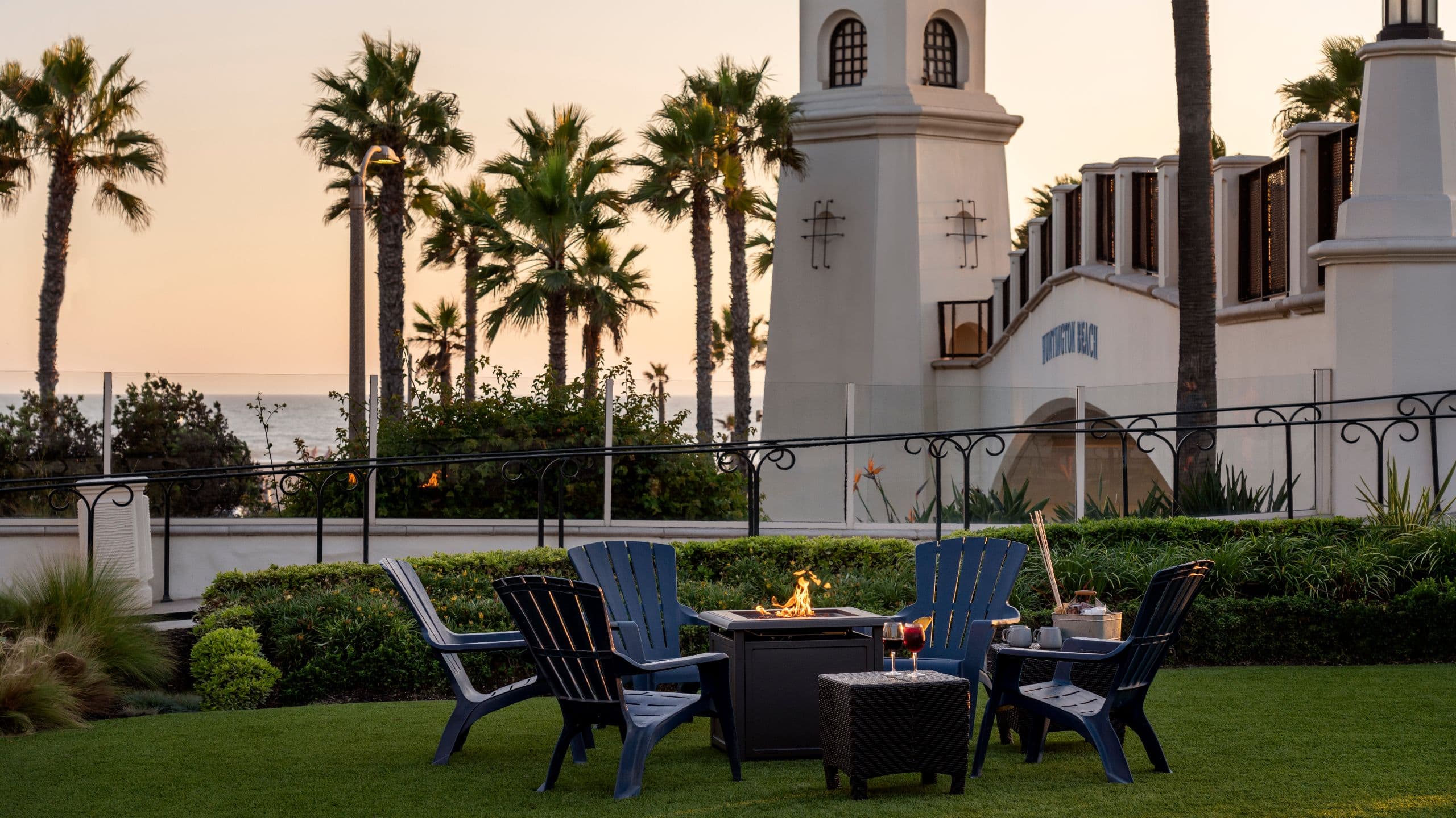Hyatt Regency Huntington Beach Resort and Spa Daytime Firepit