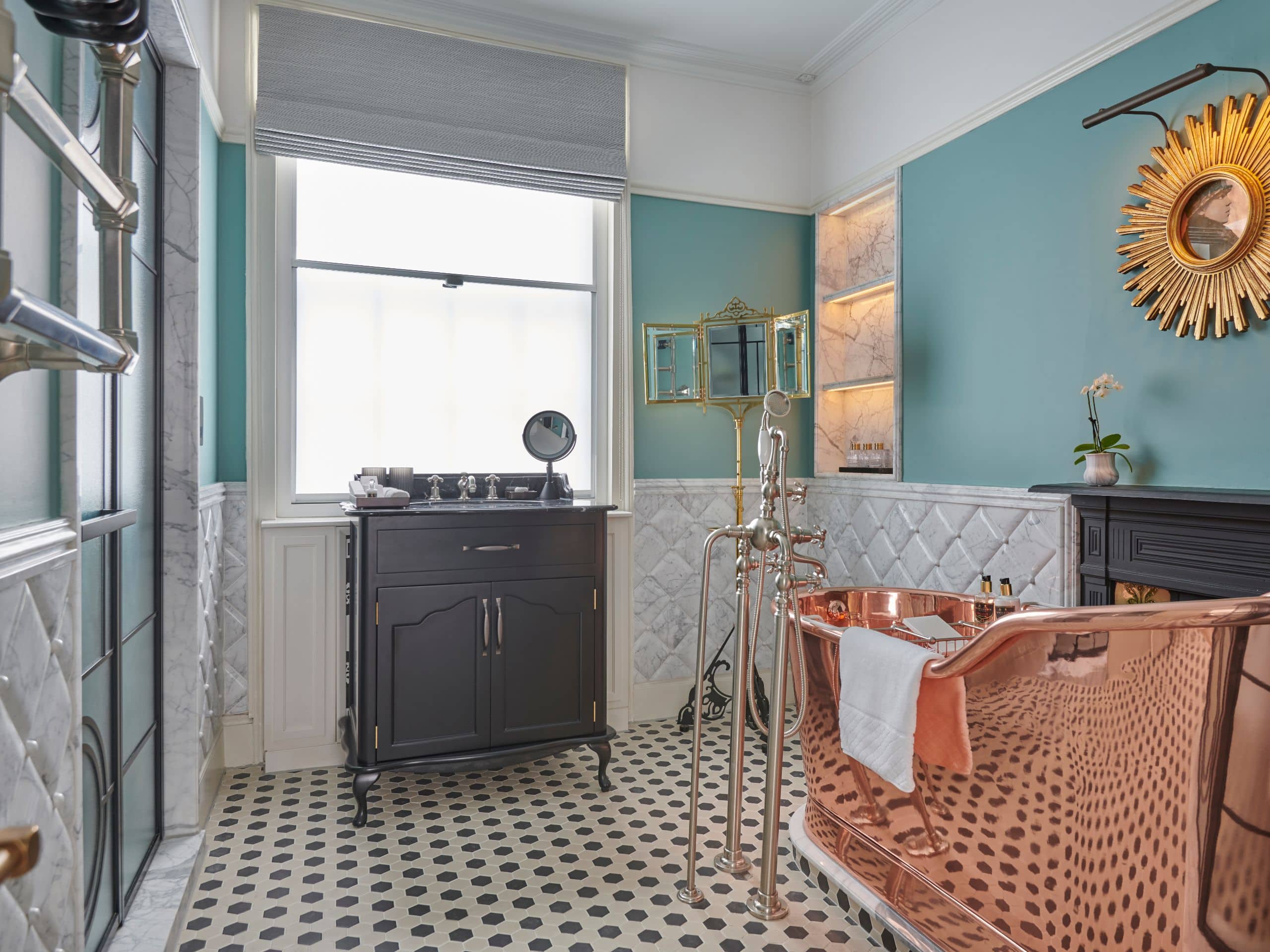 Great Scotland Yard Hotel No1 Townhouse Master Bathroom