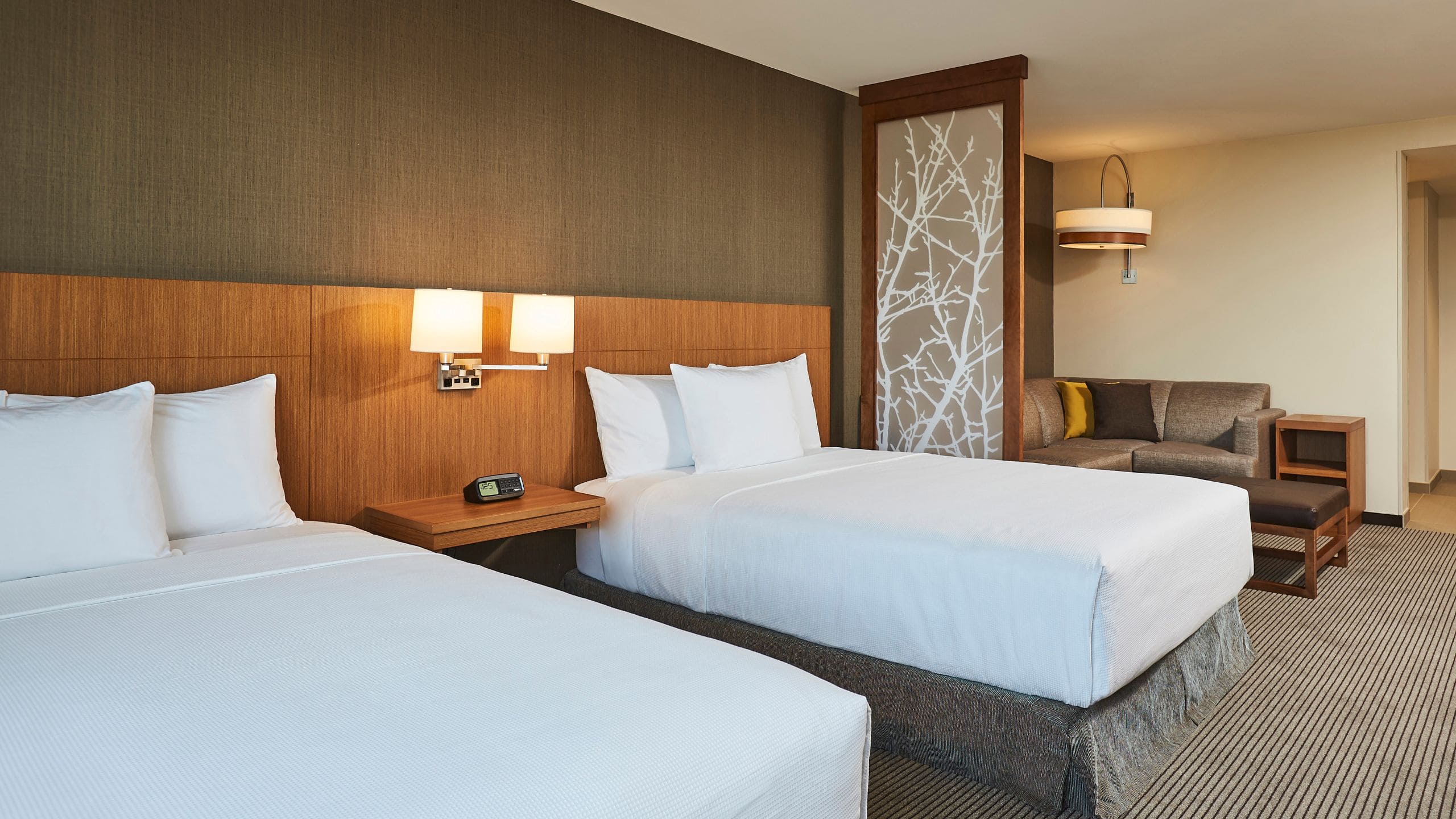 Hyatt Place Toronto/Mississauga Centre Two Queen Guestroom