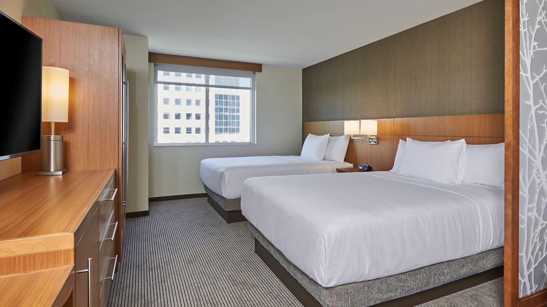 Hyatt Place Toronto/Mississauga Centre Two Queen Guestroom