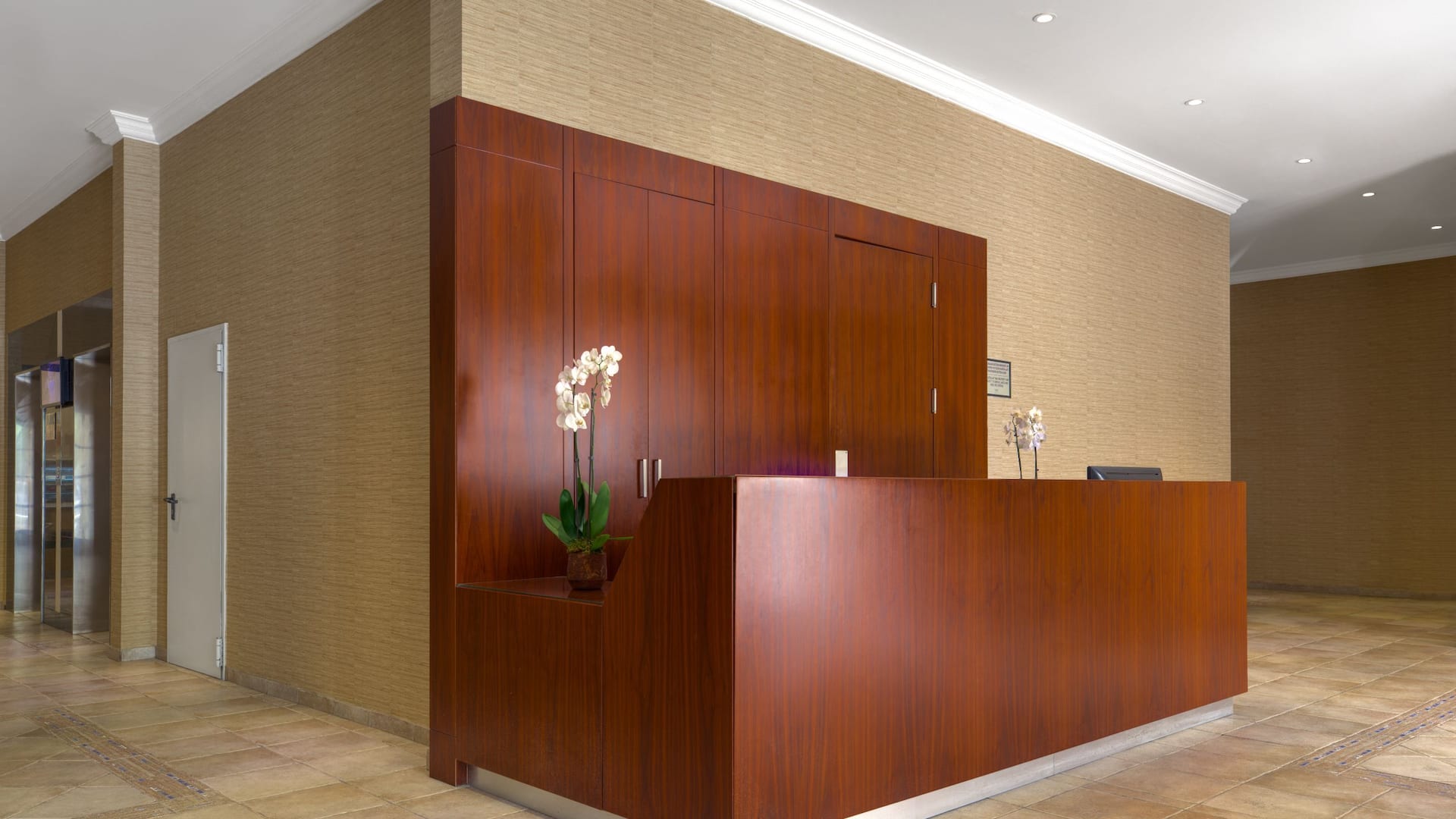 Hyatt Regency Baku Business Center Lobby
