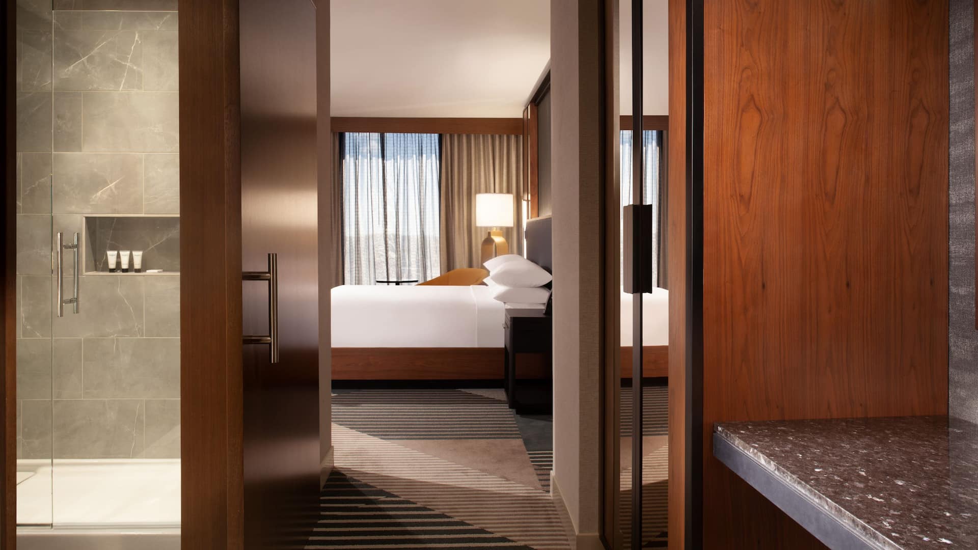 4/6 Grand Hyatt Nashville Executive Suite Bath Changing Areas