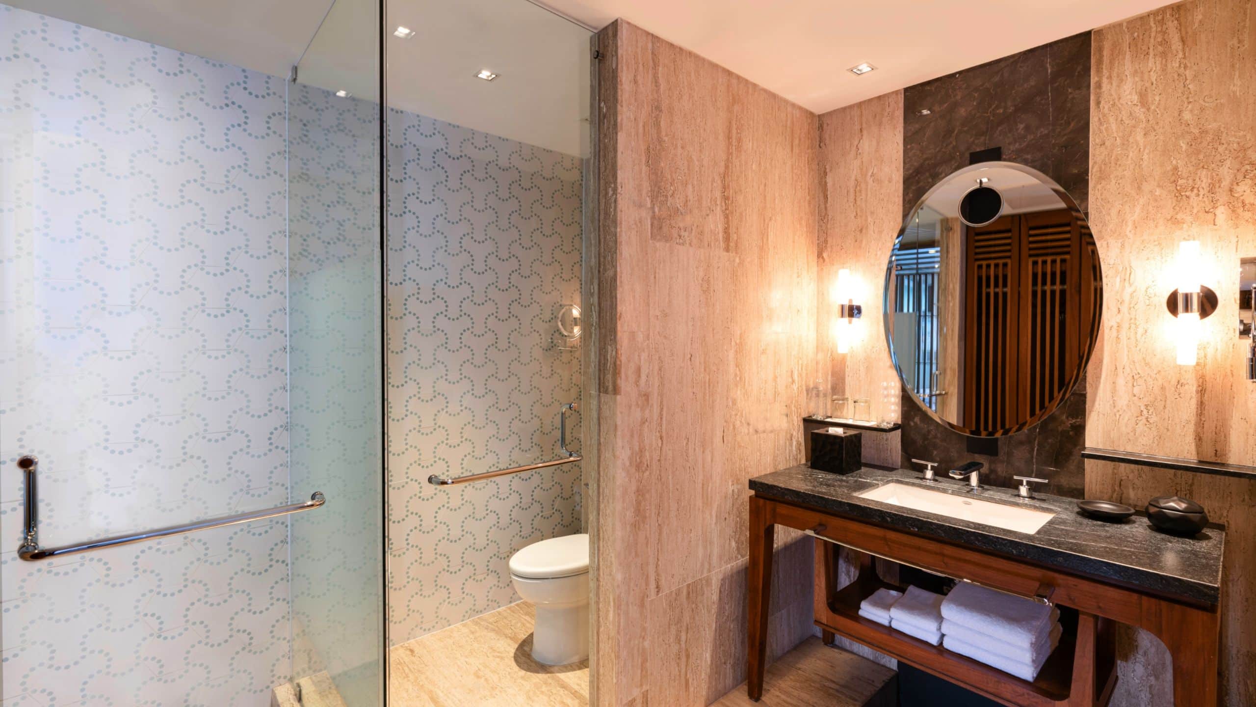 Hyatt Centric Playa del Carmen Two Queen Balcony Bathroom