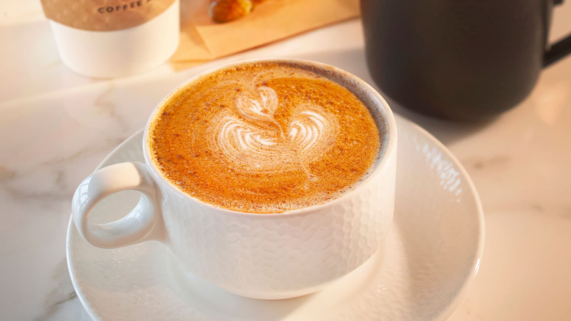 1 of 4 Grand Hyatt Nashville Hummingbird Coffee Market