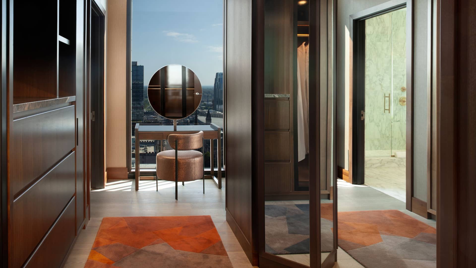 4/6 Grand Hyatt Nashville June Presidential Suite Dressing Room