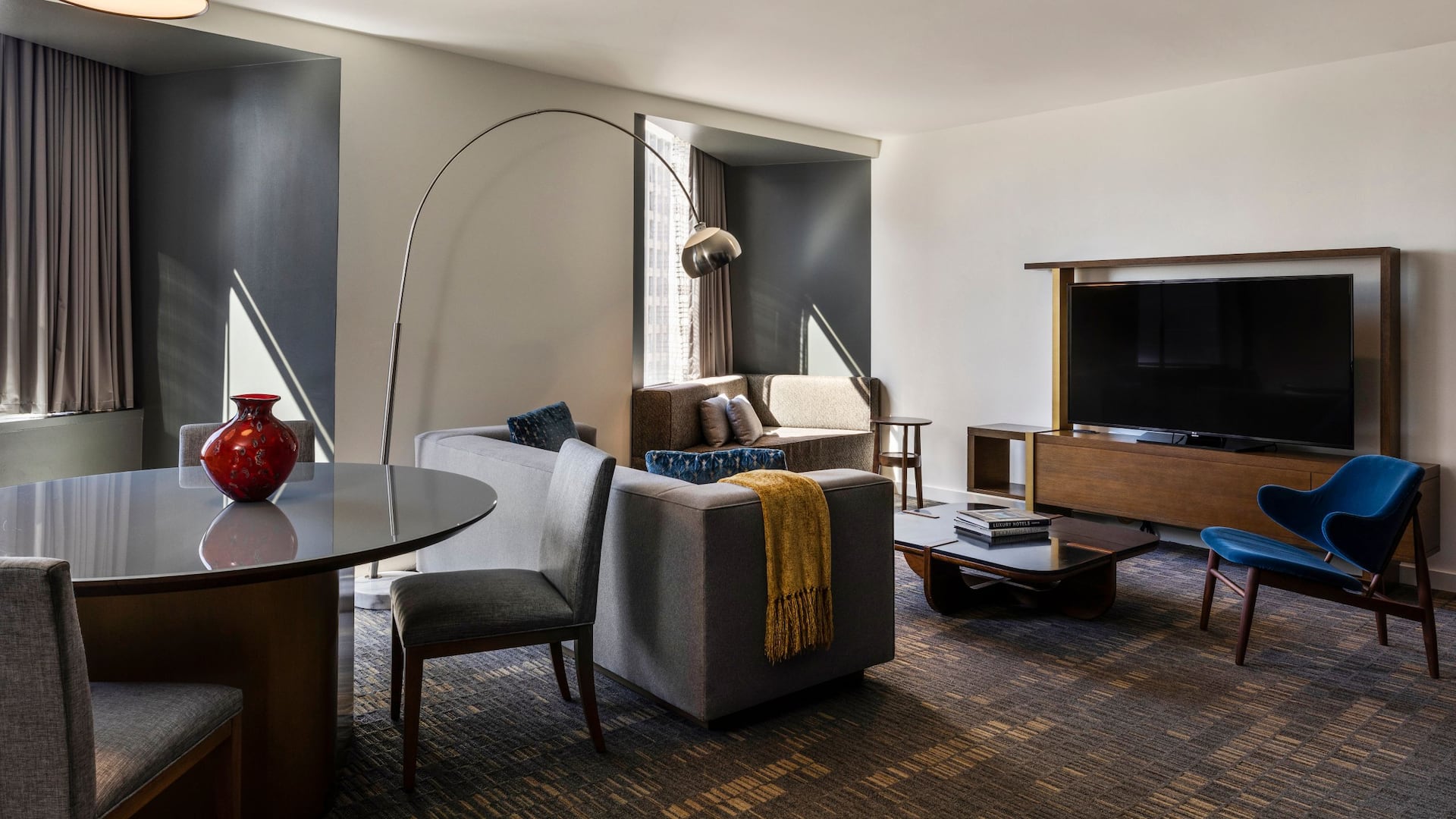 Hyatt Regency Houston Imperial Suite Living Room